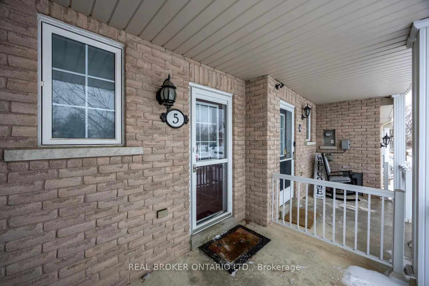 Photo 3 of Unit 5, 253 Sprucewood Crescent, Clarington, Bowmanville — HOMEH