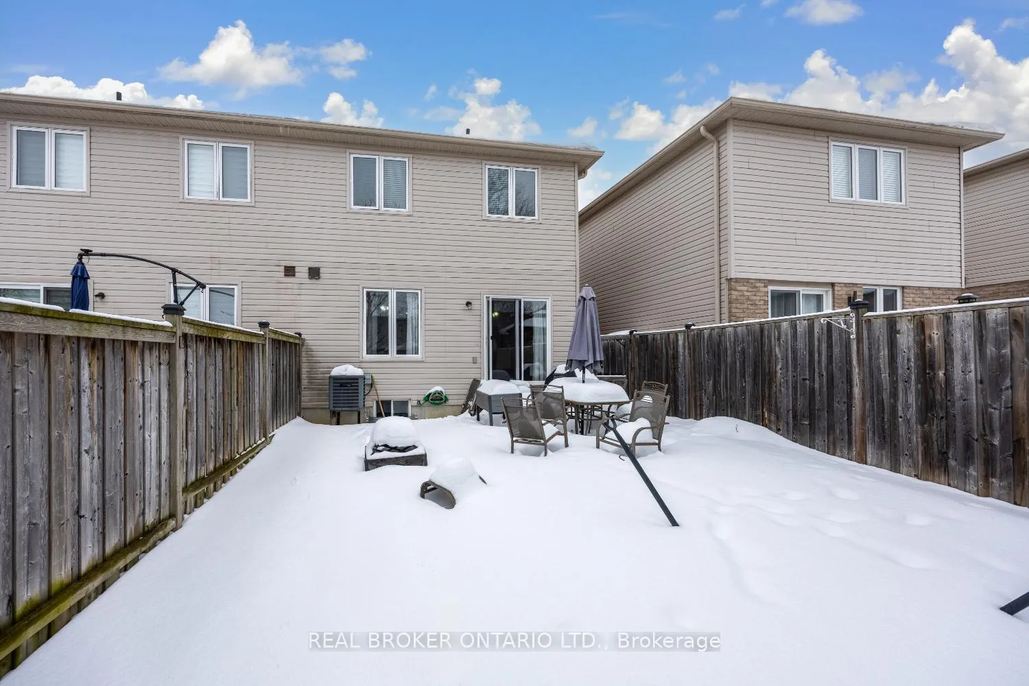Photo 24 of Unit 5, 253 Sprucewood Crescent, Clarington, Bowmanville — HOMEH