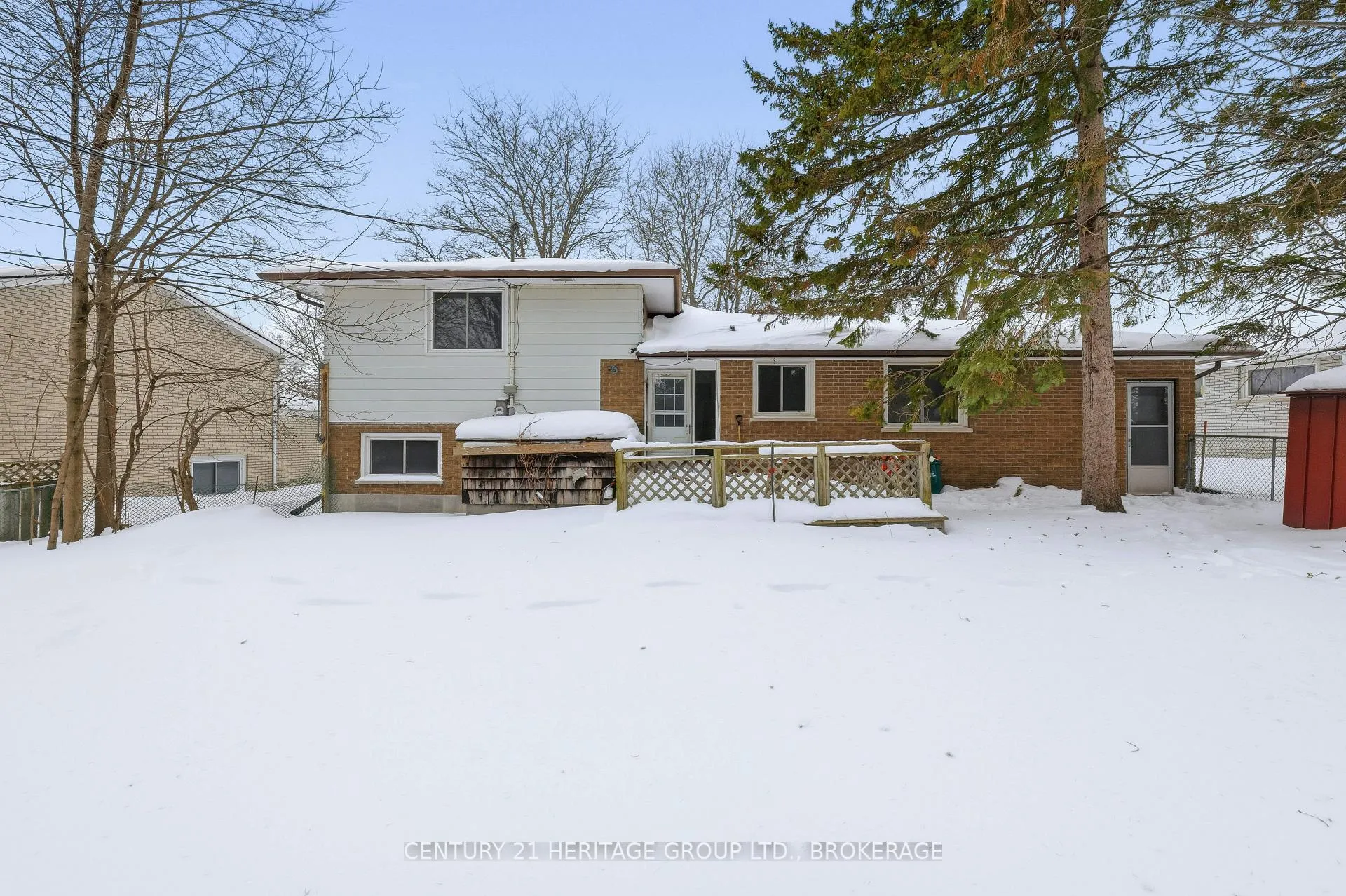 Photo 34 of 634 Fleet Street, Kingston, South of Taylor-Kidd Blvd — HOMEH