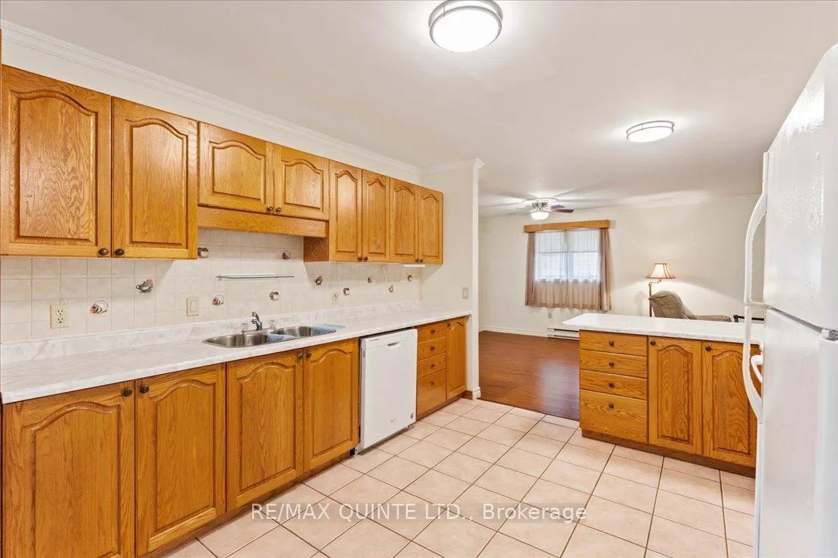Photo 14 of 16 Maple Avenue, Prince Edward County, Picton Ward — HOMEH