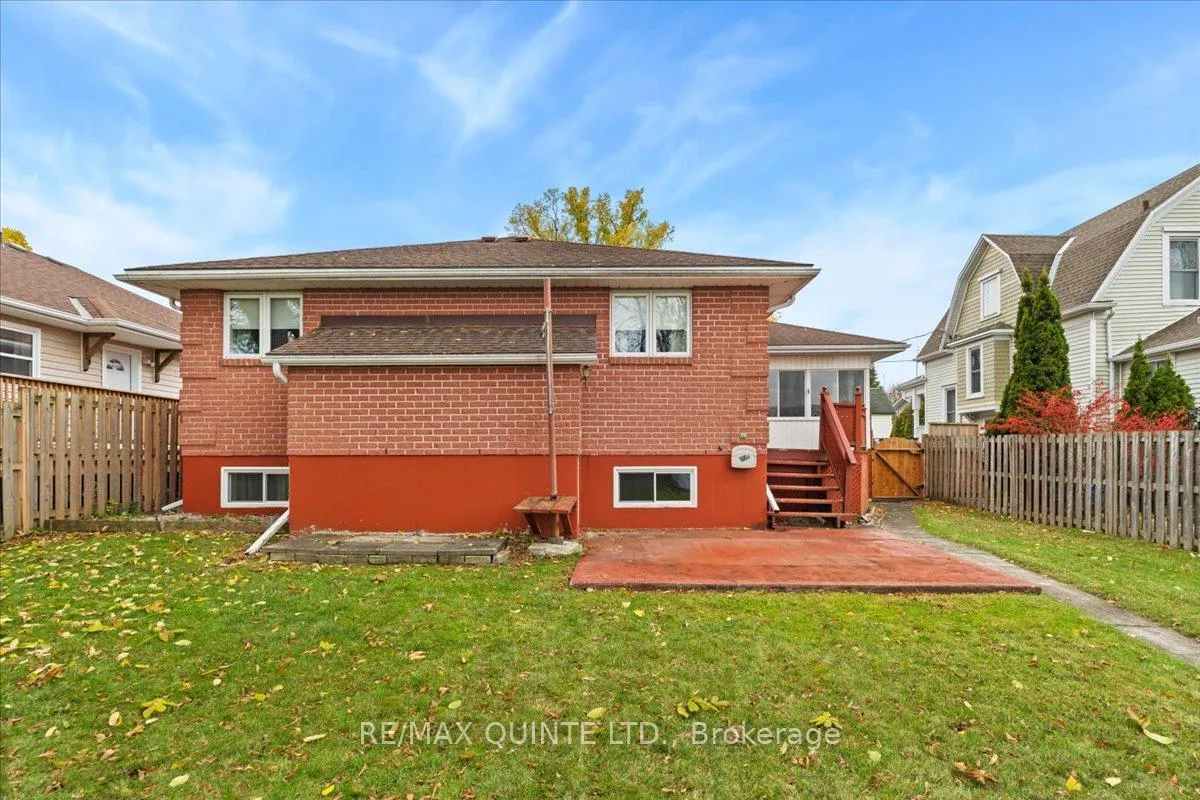 Photo 38 of 16 Maple Avenue, Prince Edward County, Picton Ward — HOMEH
