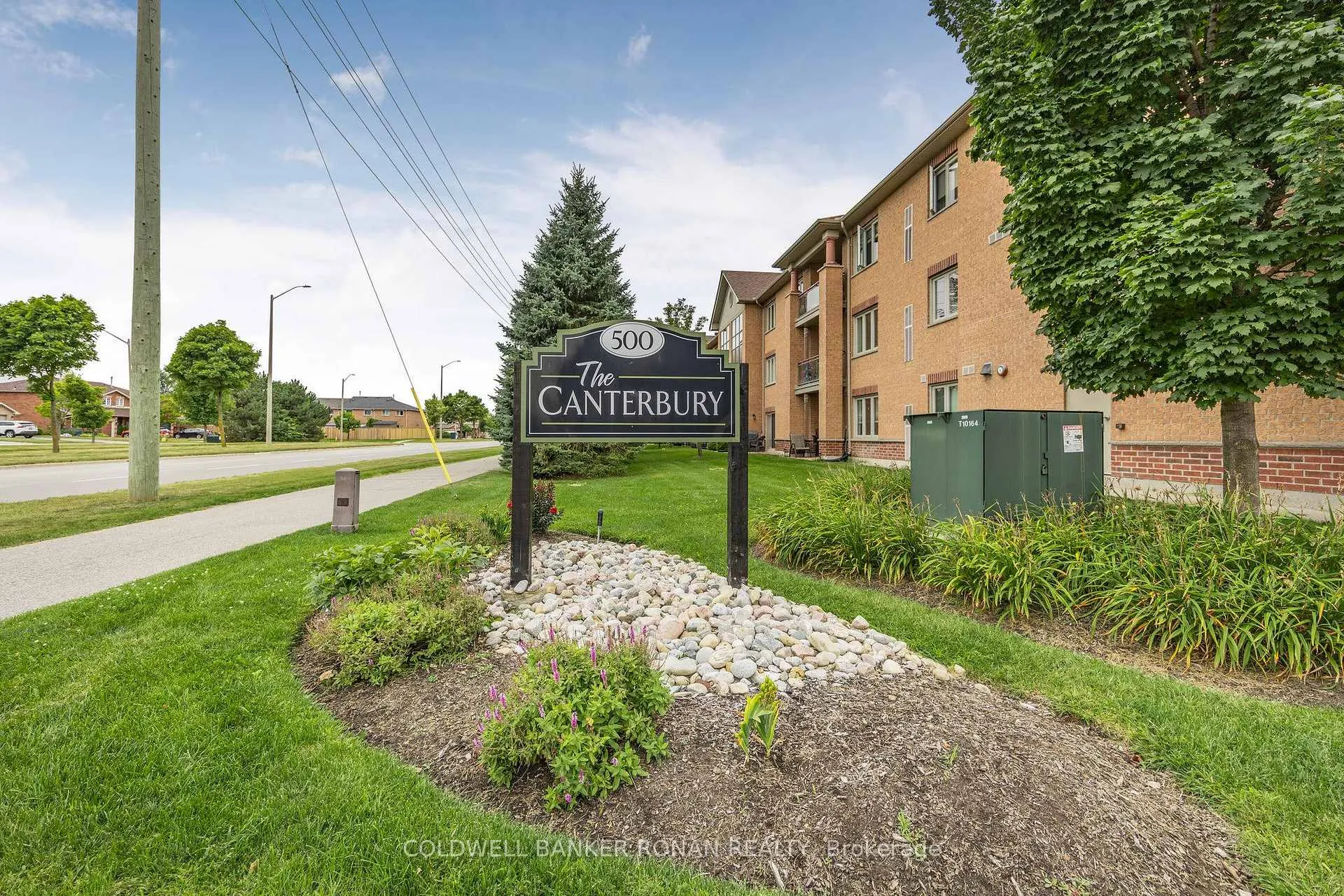Photo 2 of Unit 311, 500 Mapleview Drive, Barrie, Holly — HOMEH
