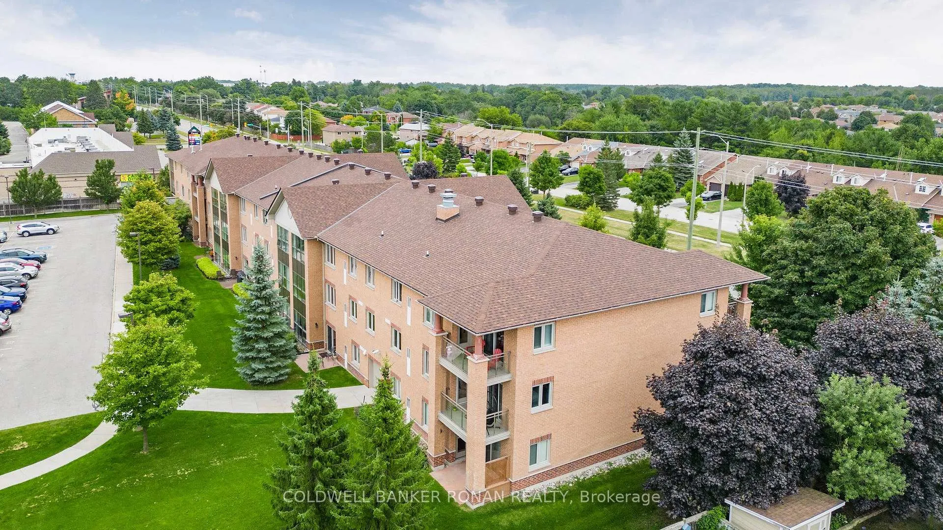 Photo 4 of Unit 311, 500 Mapleview Drive, Barrie, Holly — HOMEH
