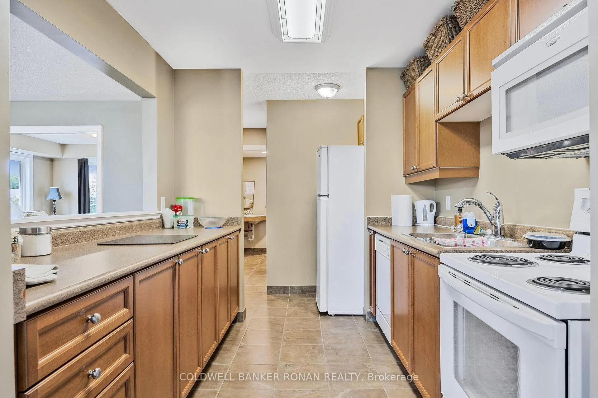 Photo 32 of Unit 311, 500 Mapleview Drive, Barrie, Holly — HOMEH