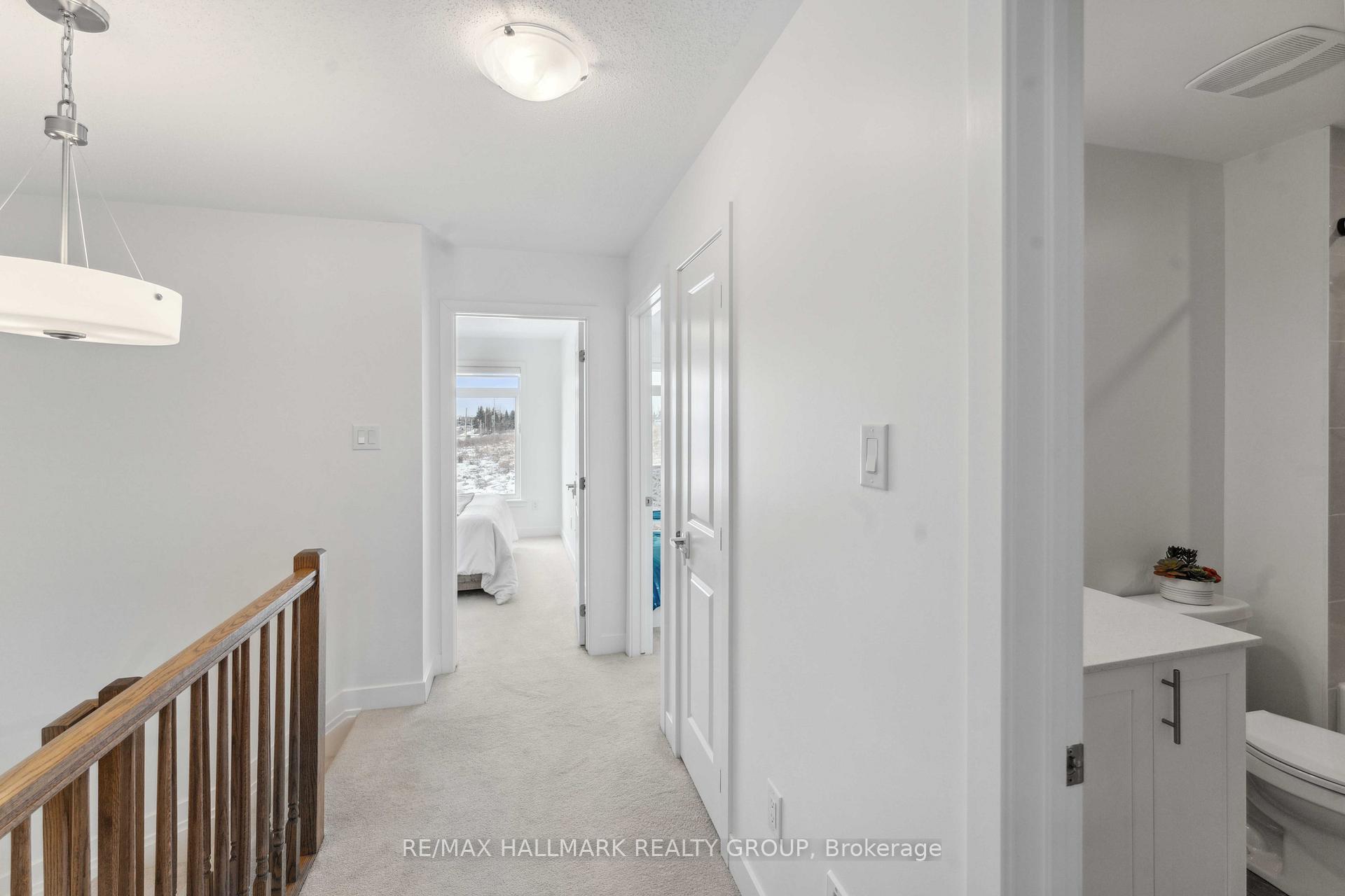 Photo 16 of 22 Kugagami Road, Ottawa, Leitrim — HOMEH