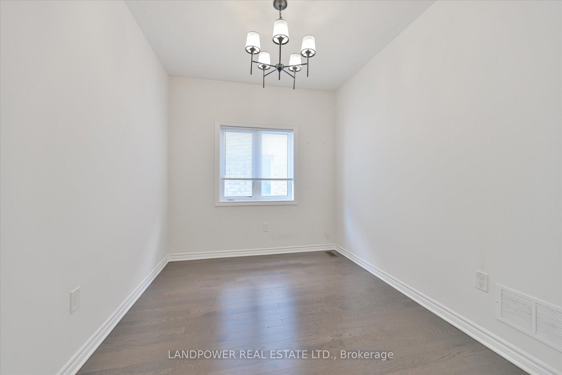 Photo 5 of 1021 Barton Way, Innisfil, Alcona — HOMEH