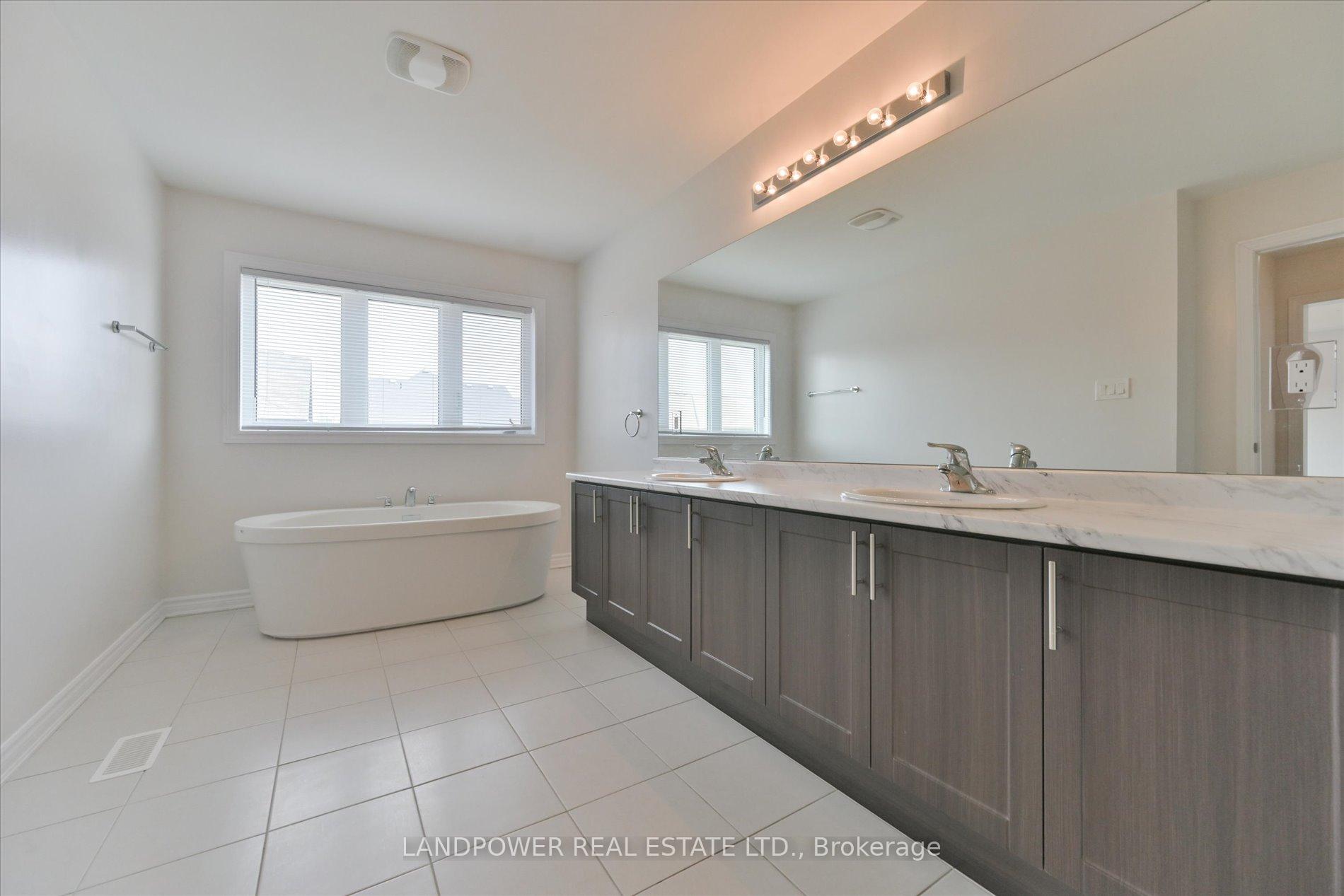 Photo 22 of 1021 Barton Way, Innisfil, Alcona — HOMEH