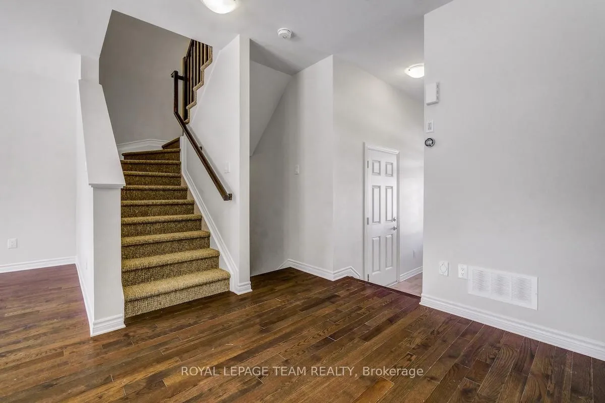 Photo 6 of 776 Miikana Road, Ottawa, Blossom Park/Kemp Park/Findlay Creek — HOMEH