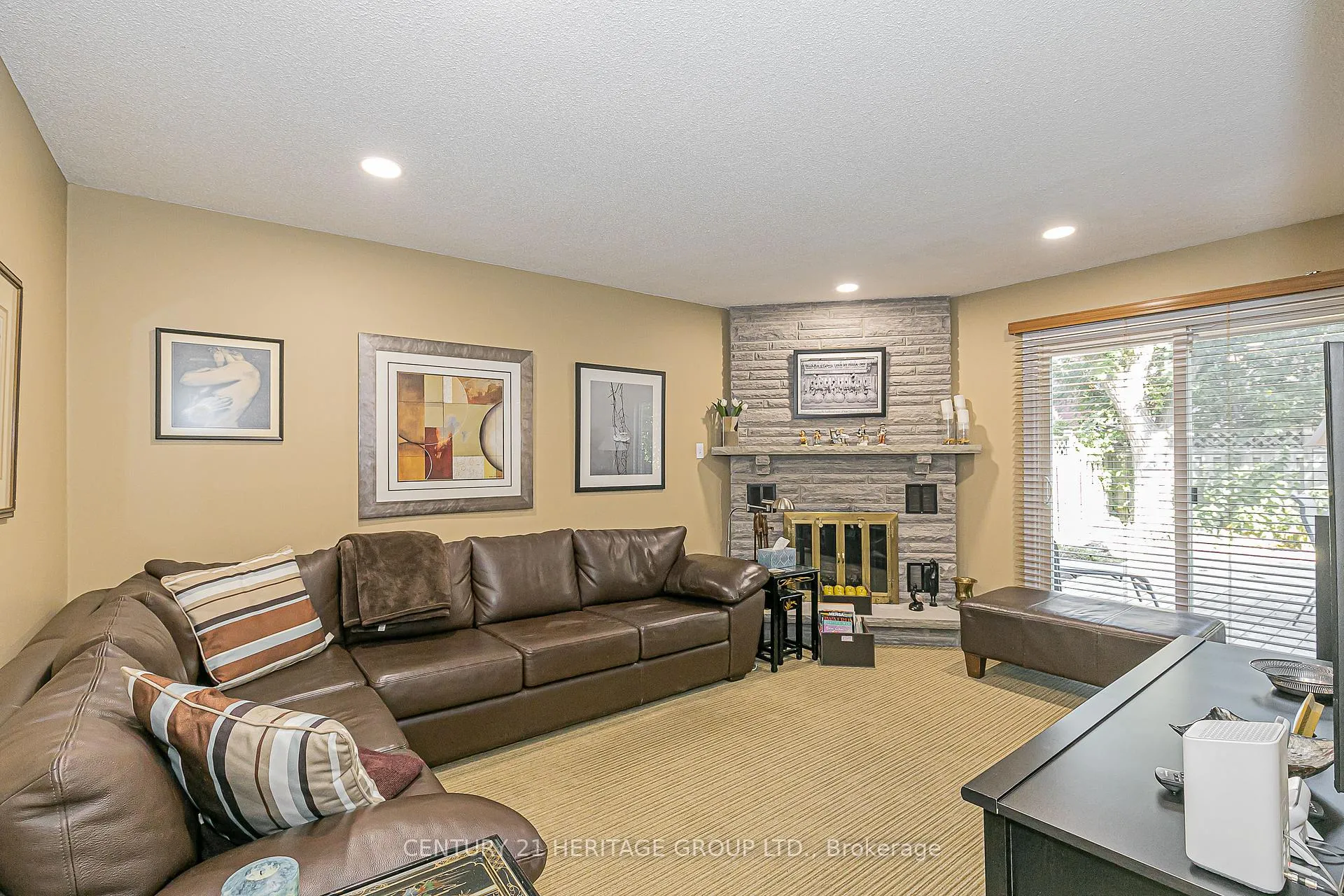 Photo 6 of 30 Rimmington Drive, Vaughan, Brownridge — HOMEH