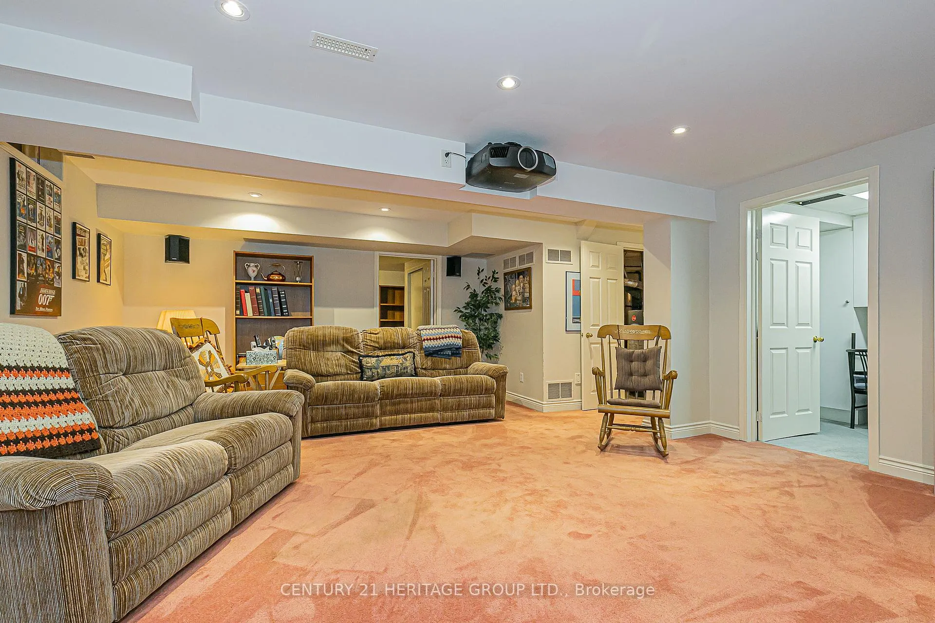 Photo 18 of 30 Rimmington Drive, Vaughan, Brownridge — HOMEH