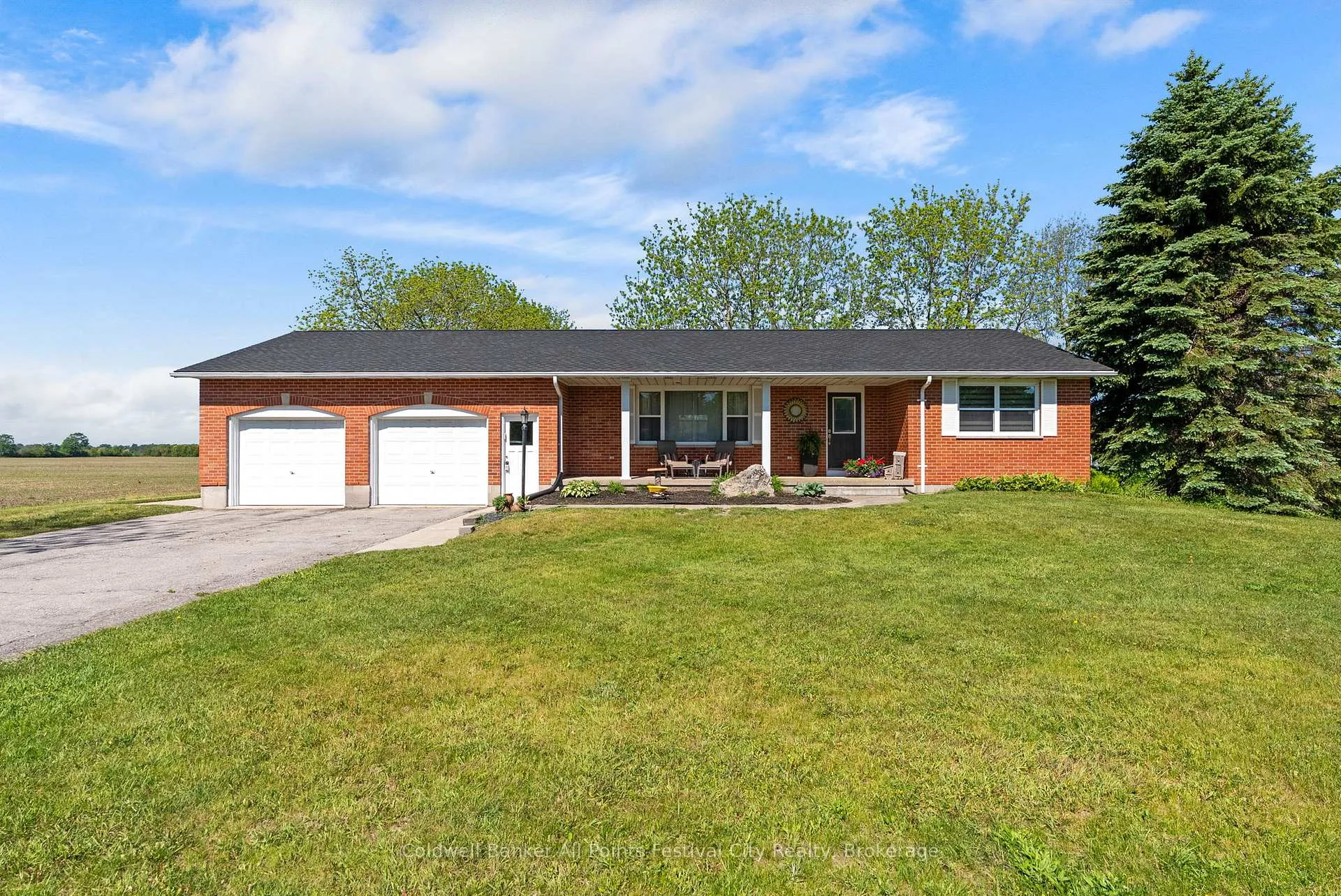 Front of 81993 Bluewater Highway