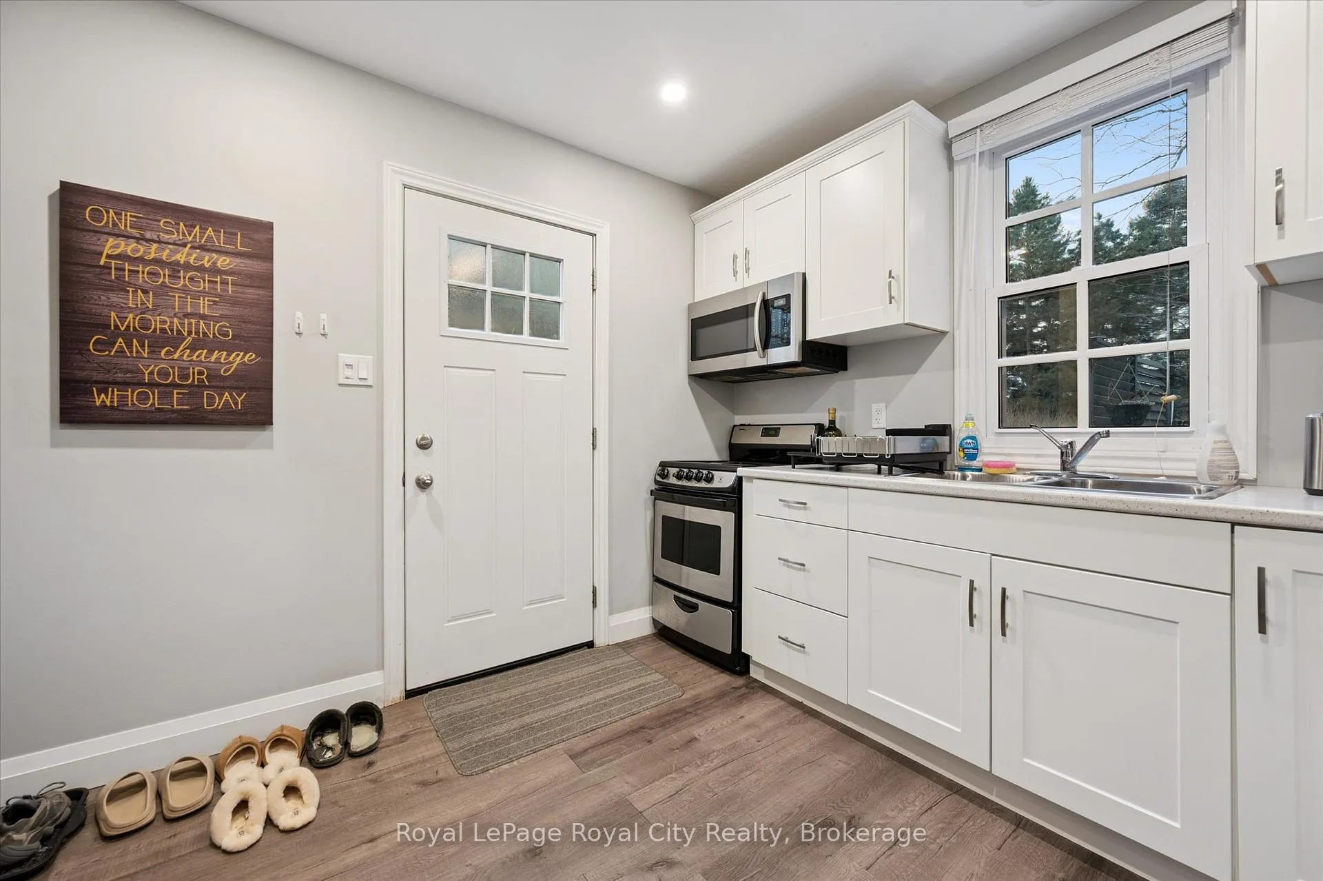 Photo 29 of 60 Hands Drive, Guelph, Kortright East — HOMEH