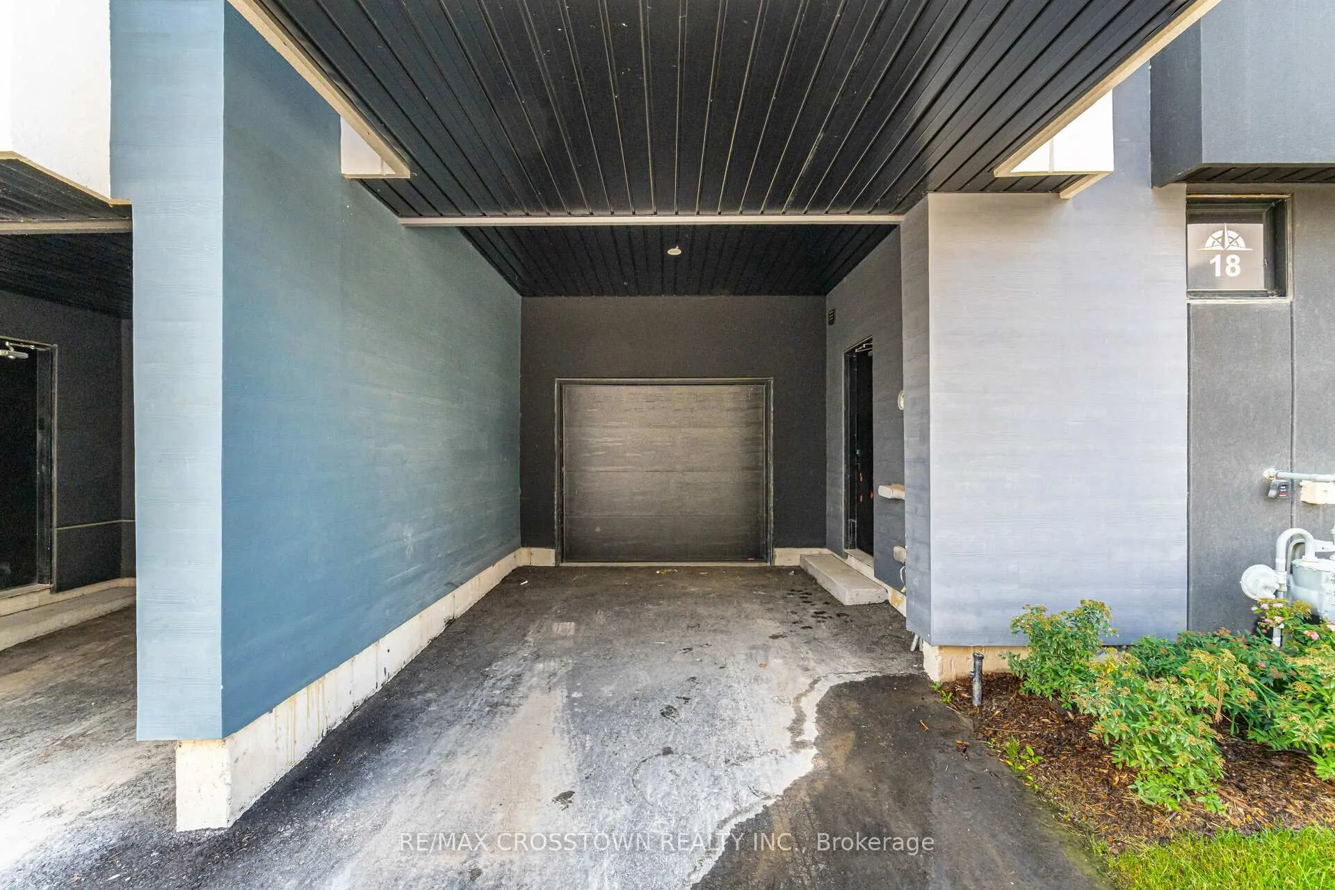 Photo 37 of 18 Mariners Pier Way, Orillia — HOMEH