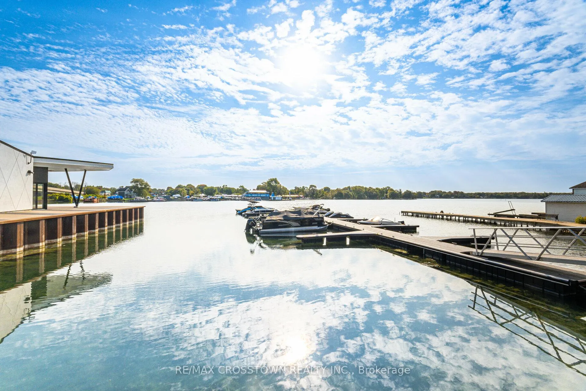 Photo 46 of 18 Mariners Pier Way, Orillia — HOMEH