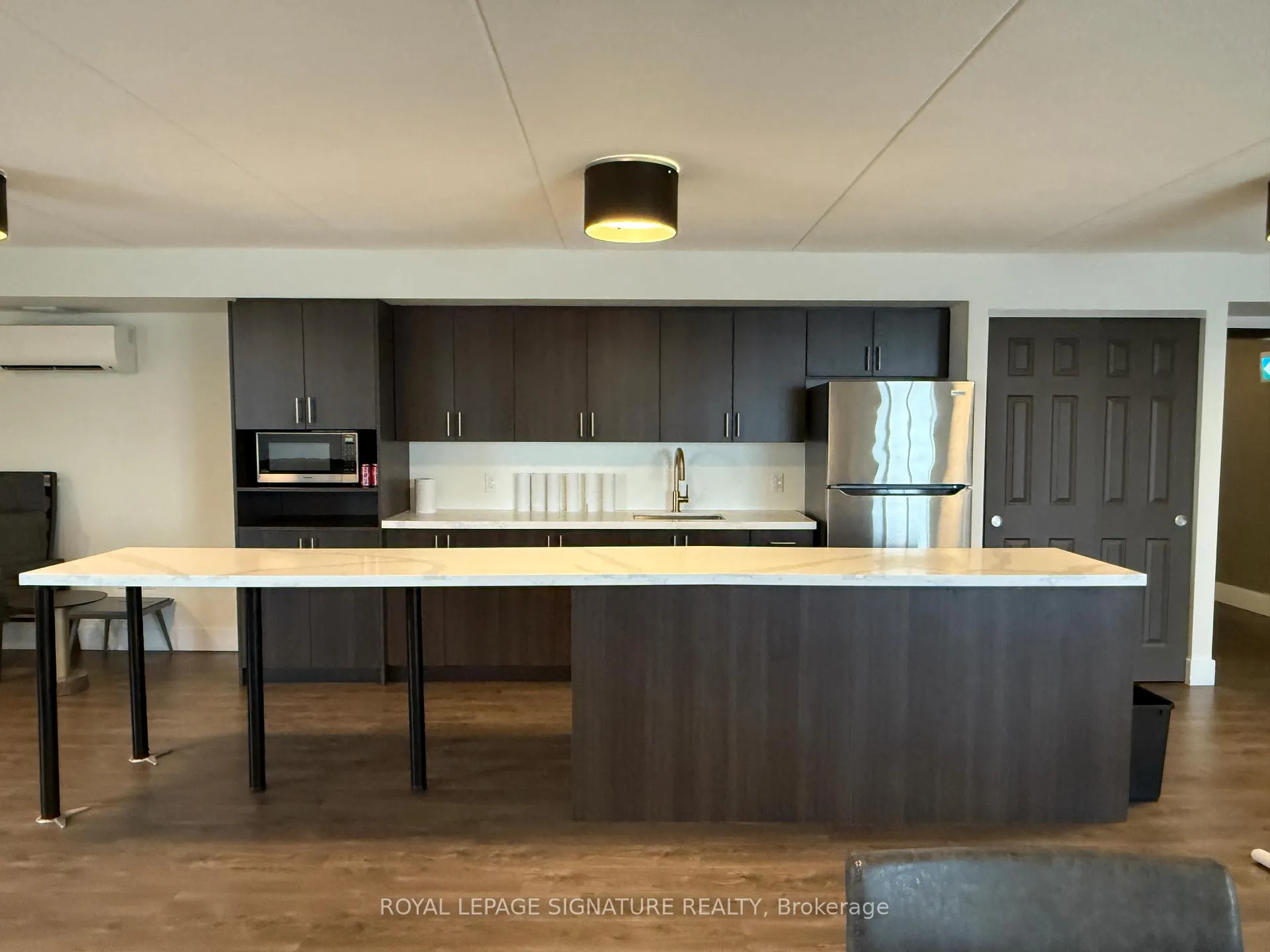 Photo 11 of Unit 412, 716 Main Street E, Milton, Timberlea — HOMEH