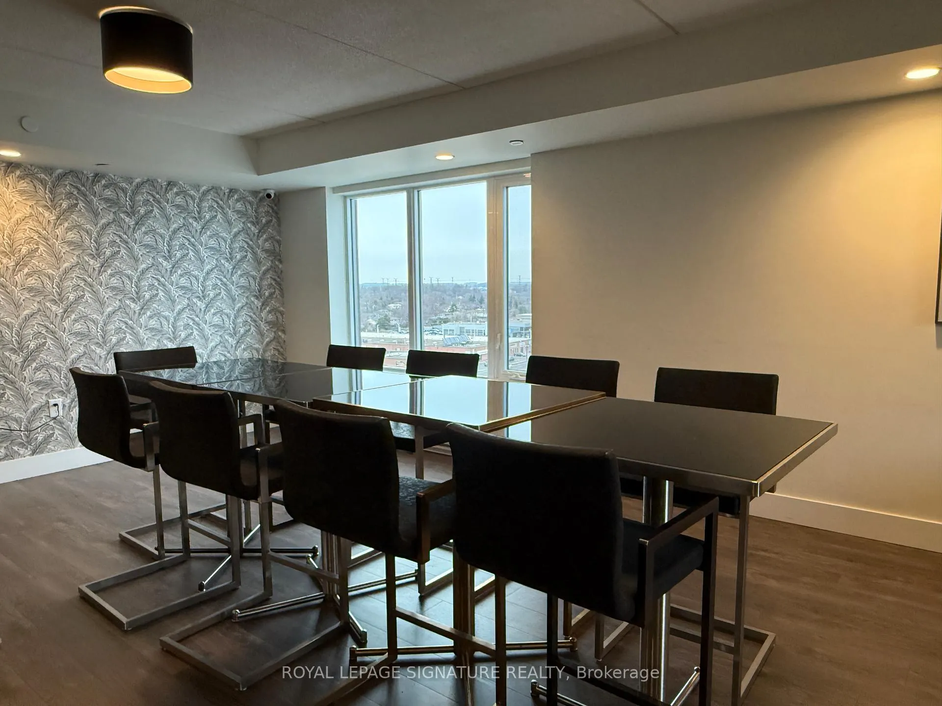 Photo 13 of Unit 412, 716 Main Street E, Milton, Timberlea — HOMEH