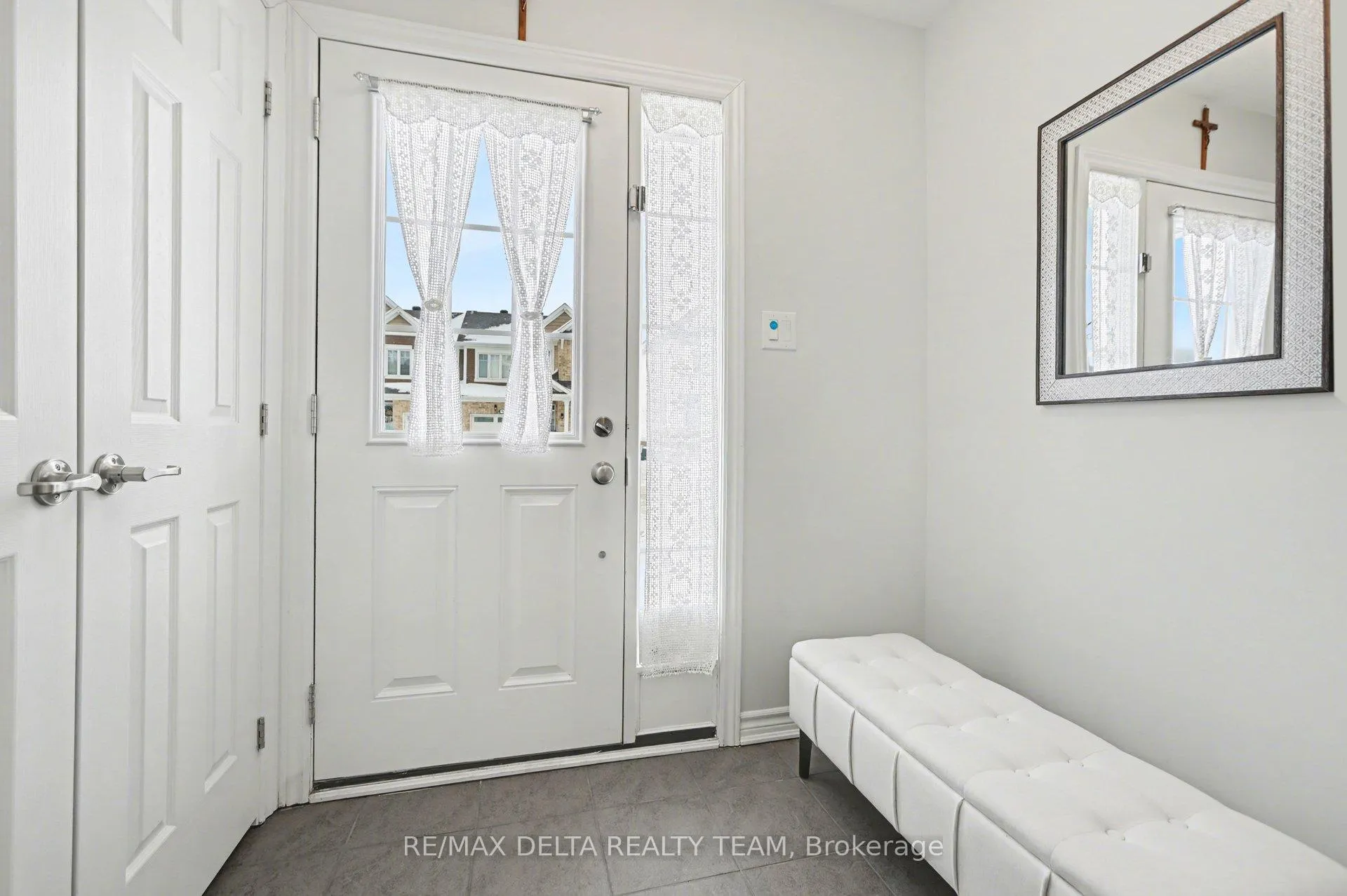 Photo 2 of 789 Mayfly Crescent, Ottawa, Barrhaven - Half Moon Bay — HOMEH