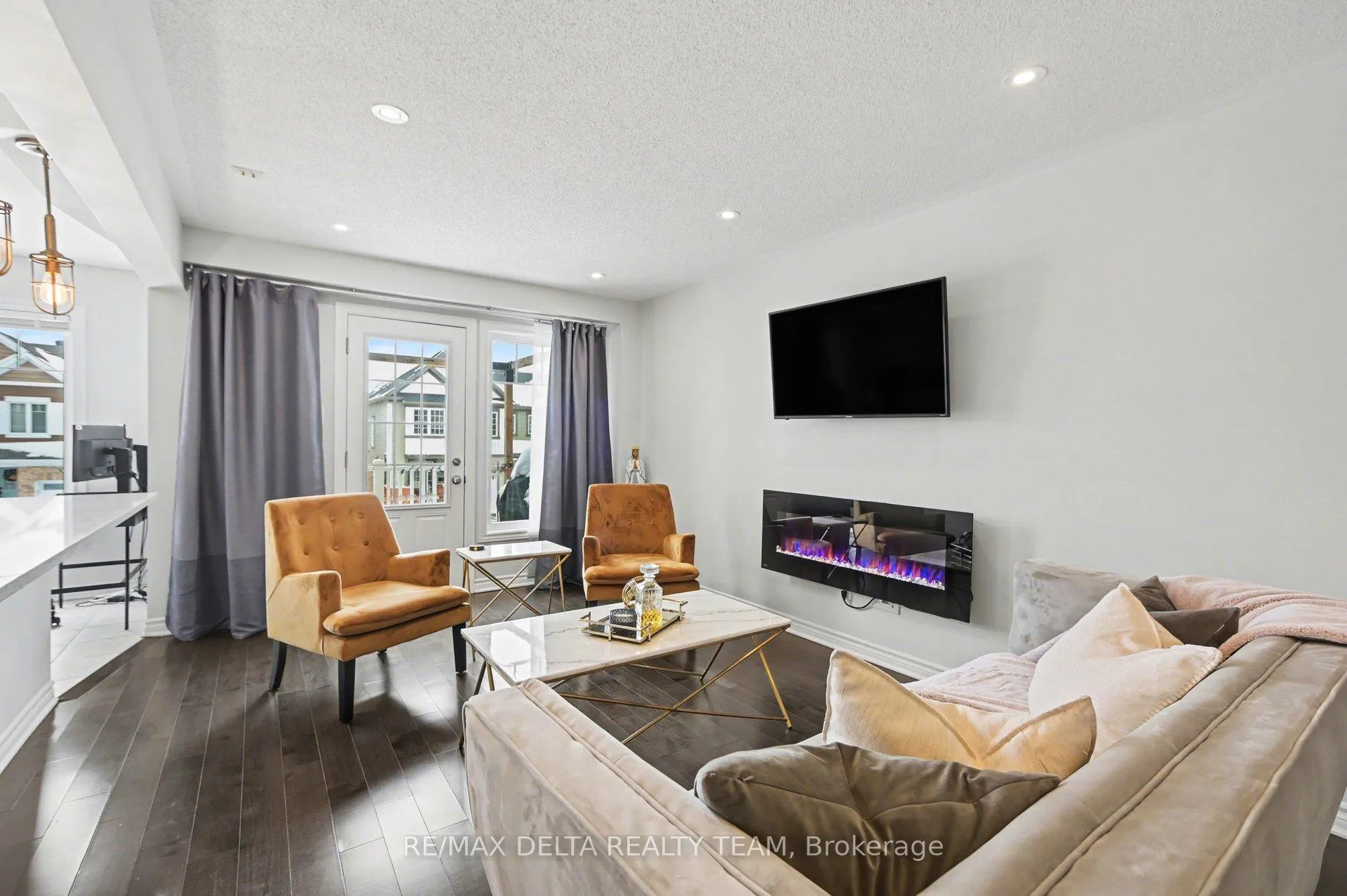 Photo 3 of 789 Mayfly Crescent, Ottawa, Barrhaven - Half Moon Bay — HOMEH