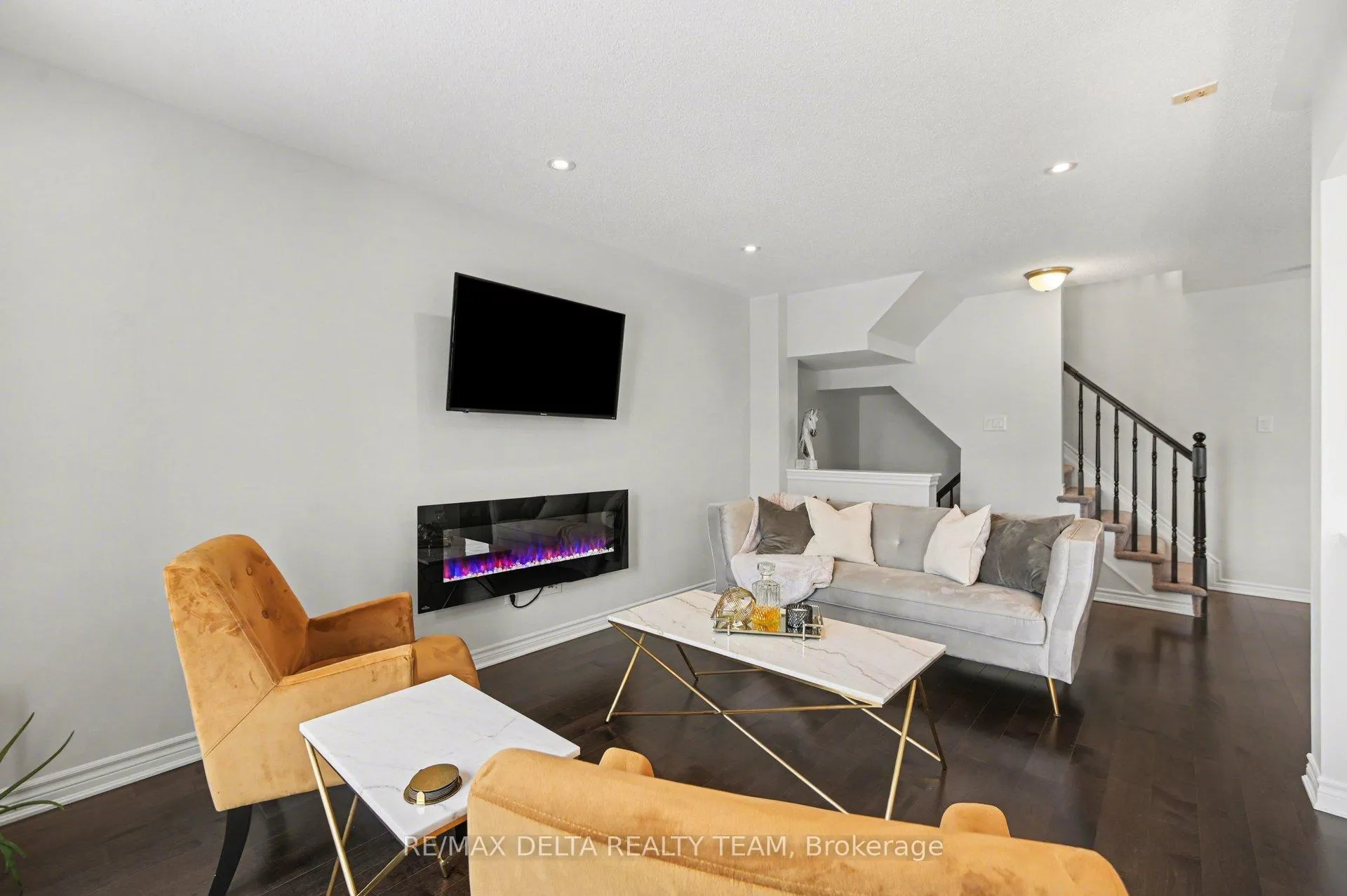 Photo 4 of 789 Mayfly Crescent, Ottawa, Barrhaven - Half Moon Bay — HOMEH