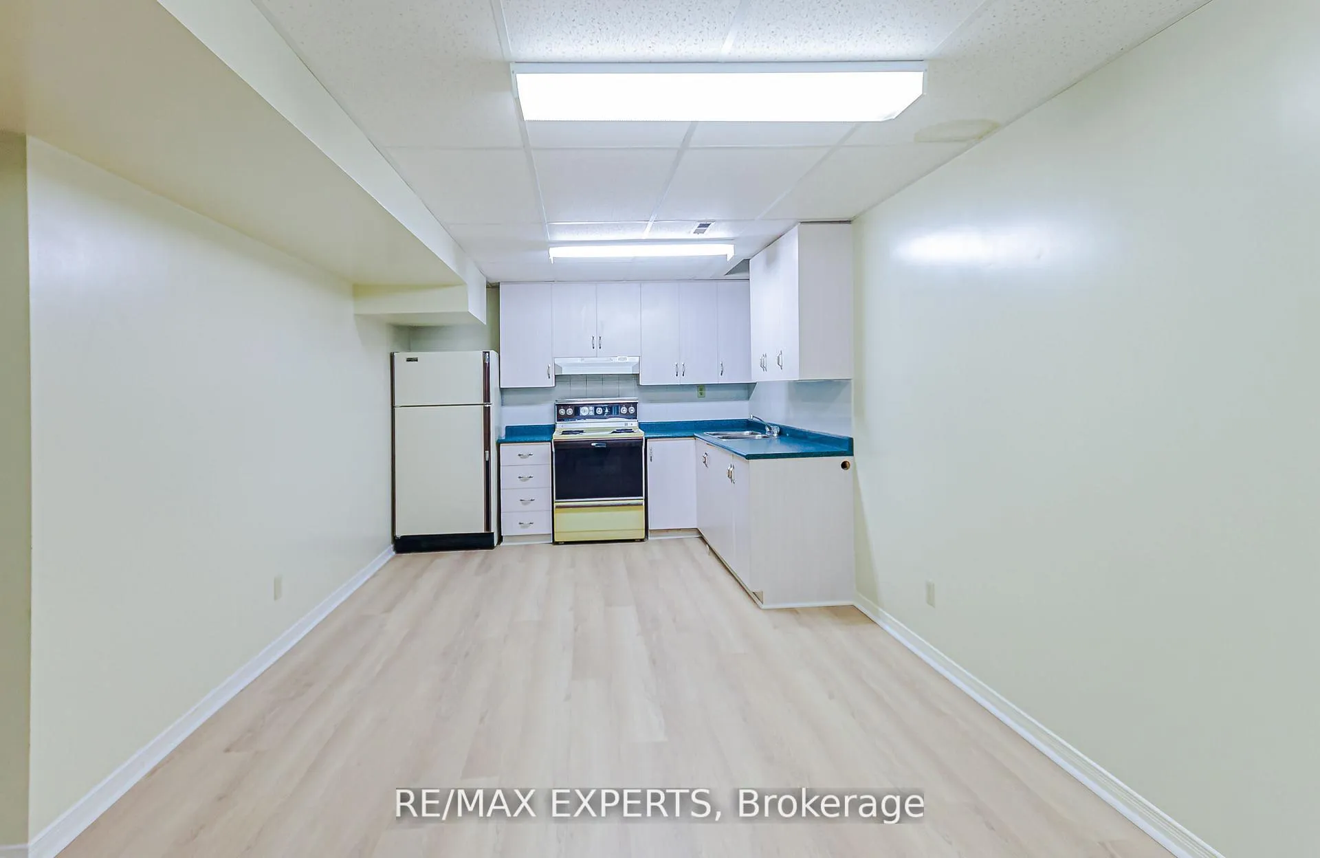 Photo 9 of 100 Nimbus Place, Vaughan, East Woodbridge — HOMEH