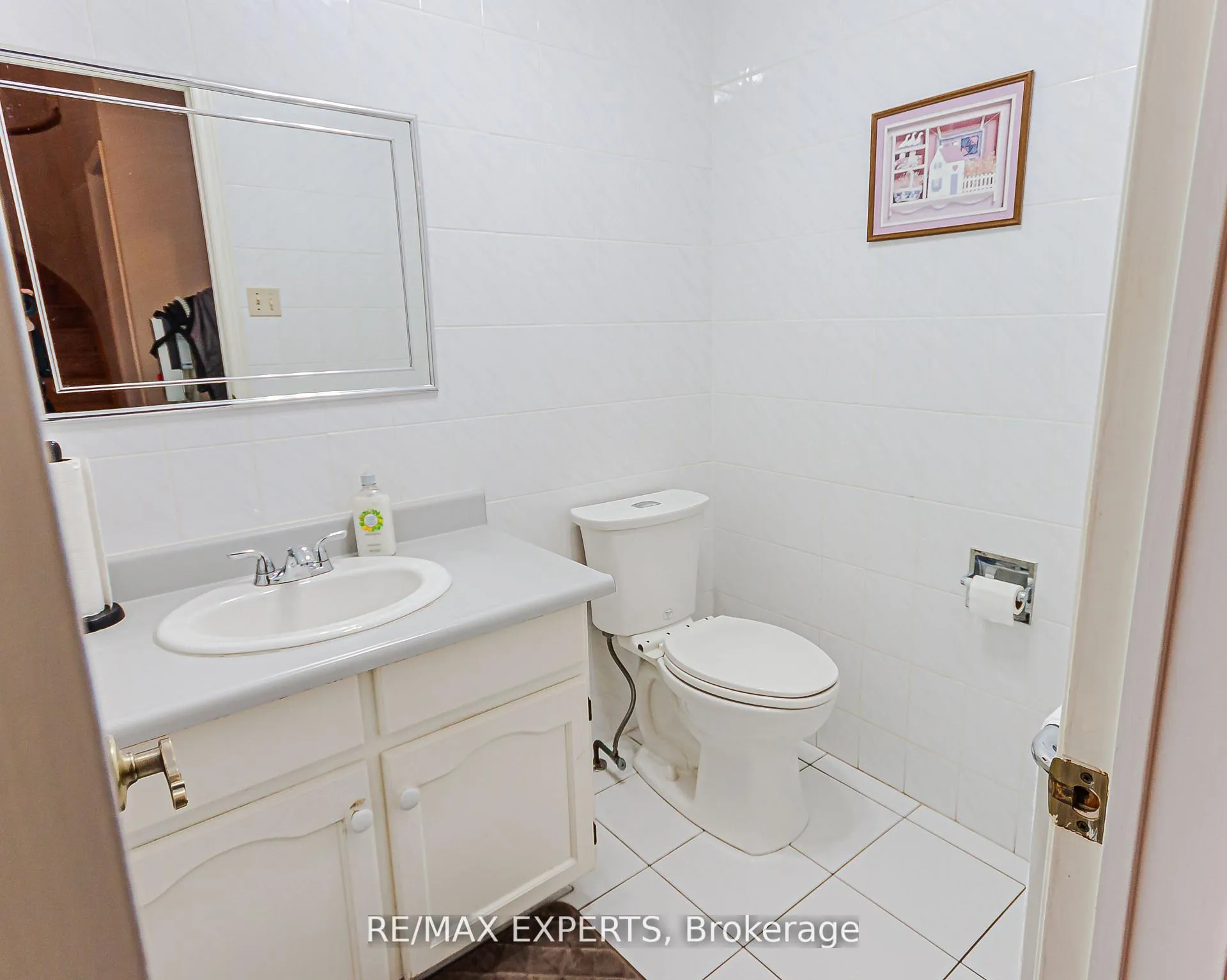 Photo 24 of 100 Nimbus Place, Vaughan, East Woodbridge — HOMEH