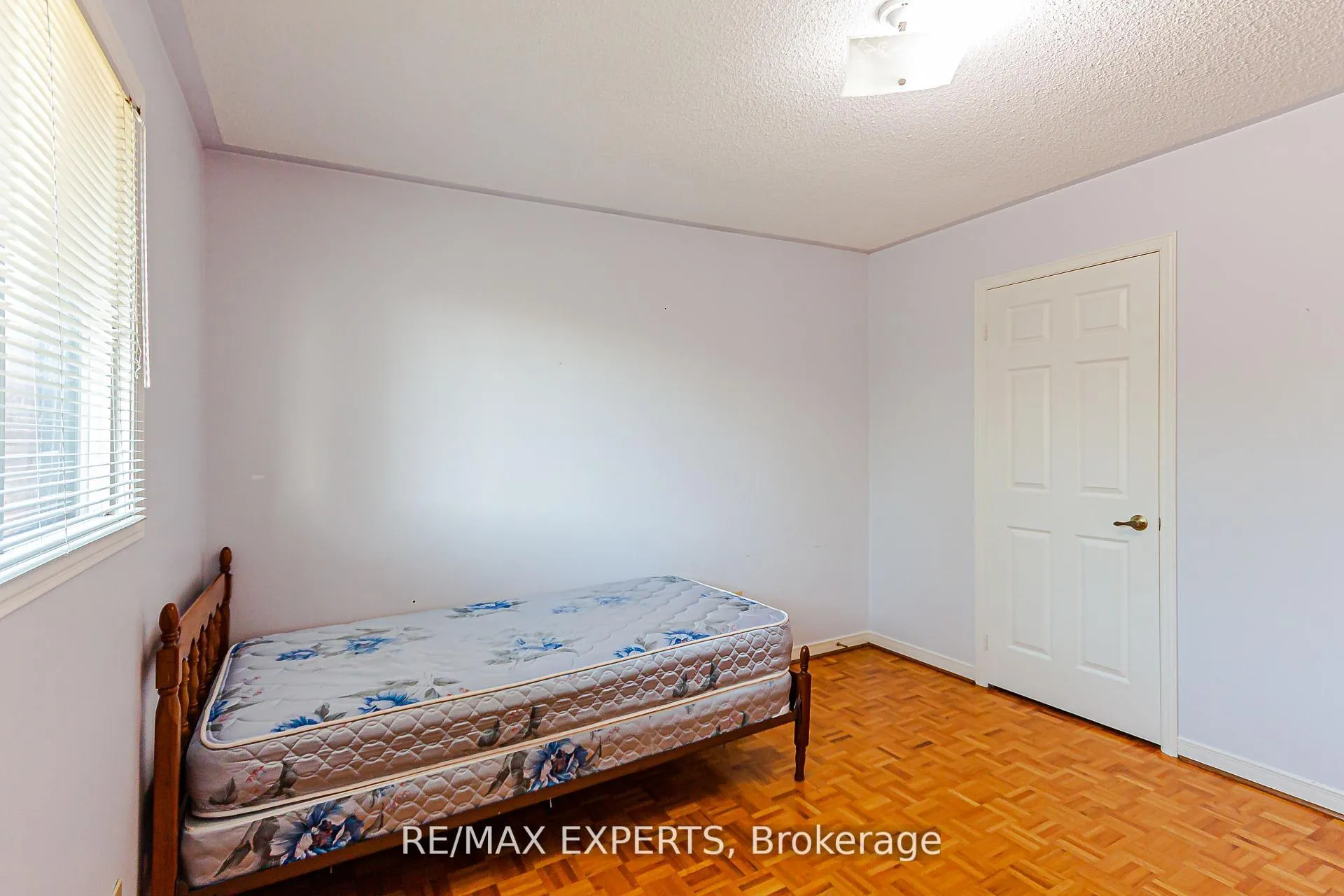 Photo 27 of 100 Nimbus Place, Vaughan, East Woodbridge — HOMEH