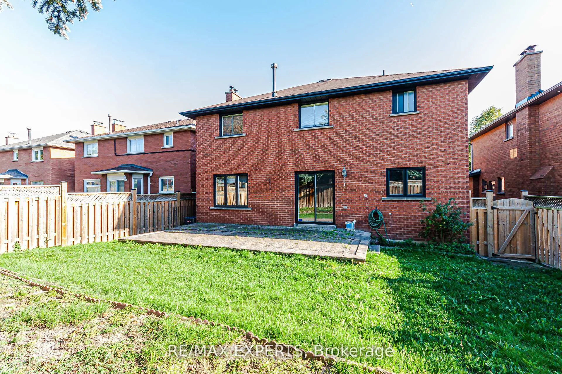 Photo 42 of 100 Nimbus Place, Vaughan, East Woodbridge — HOMEH