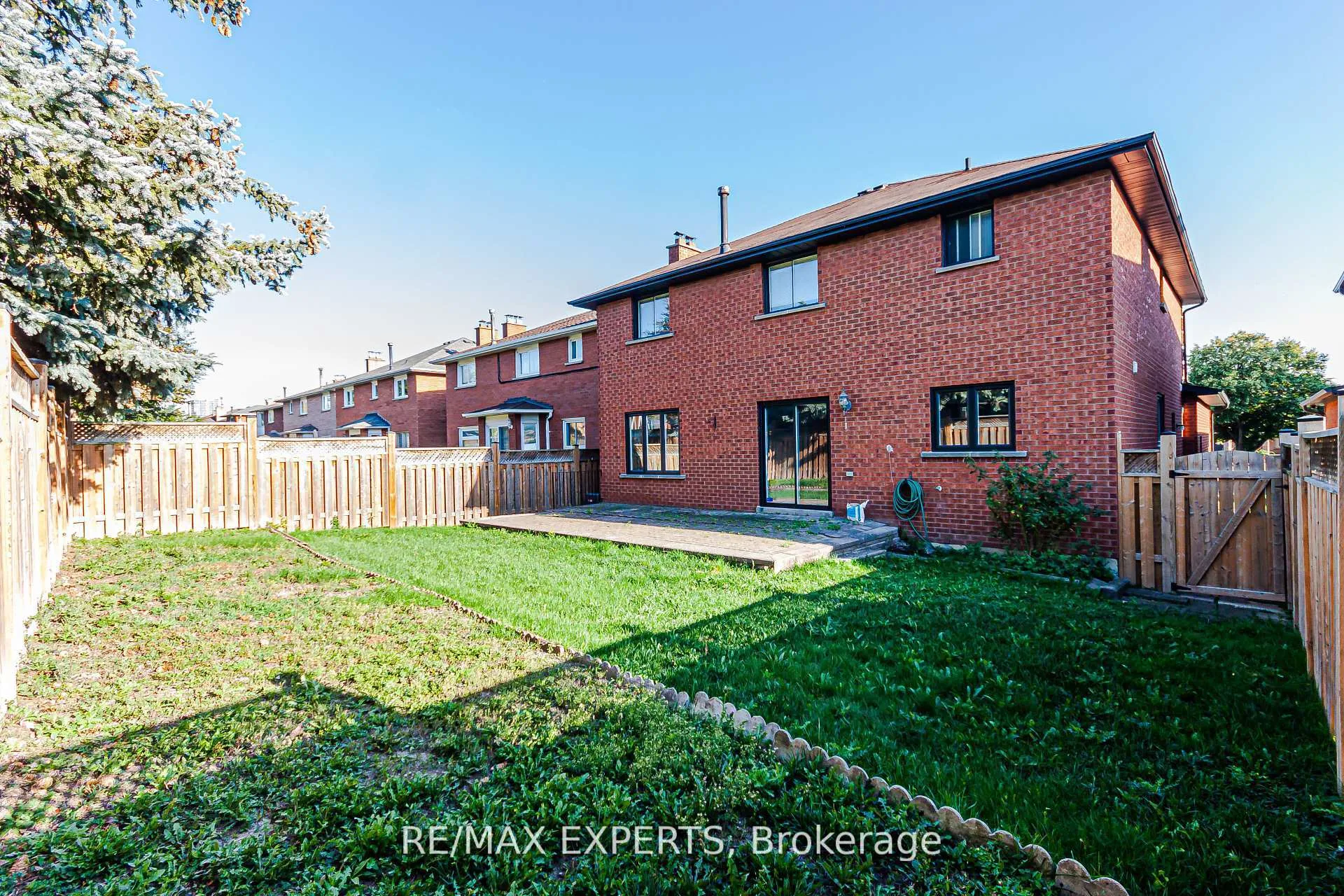 Photo 43 of 100 Nimbus Place, Vaughan, East Woodbridge — HOMEH