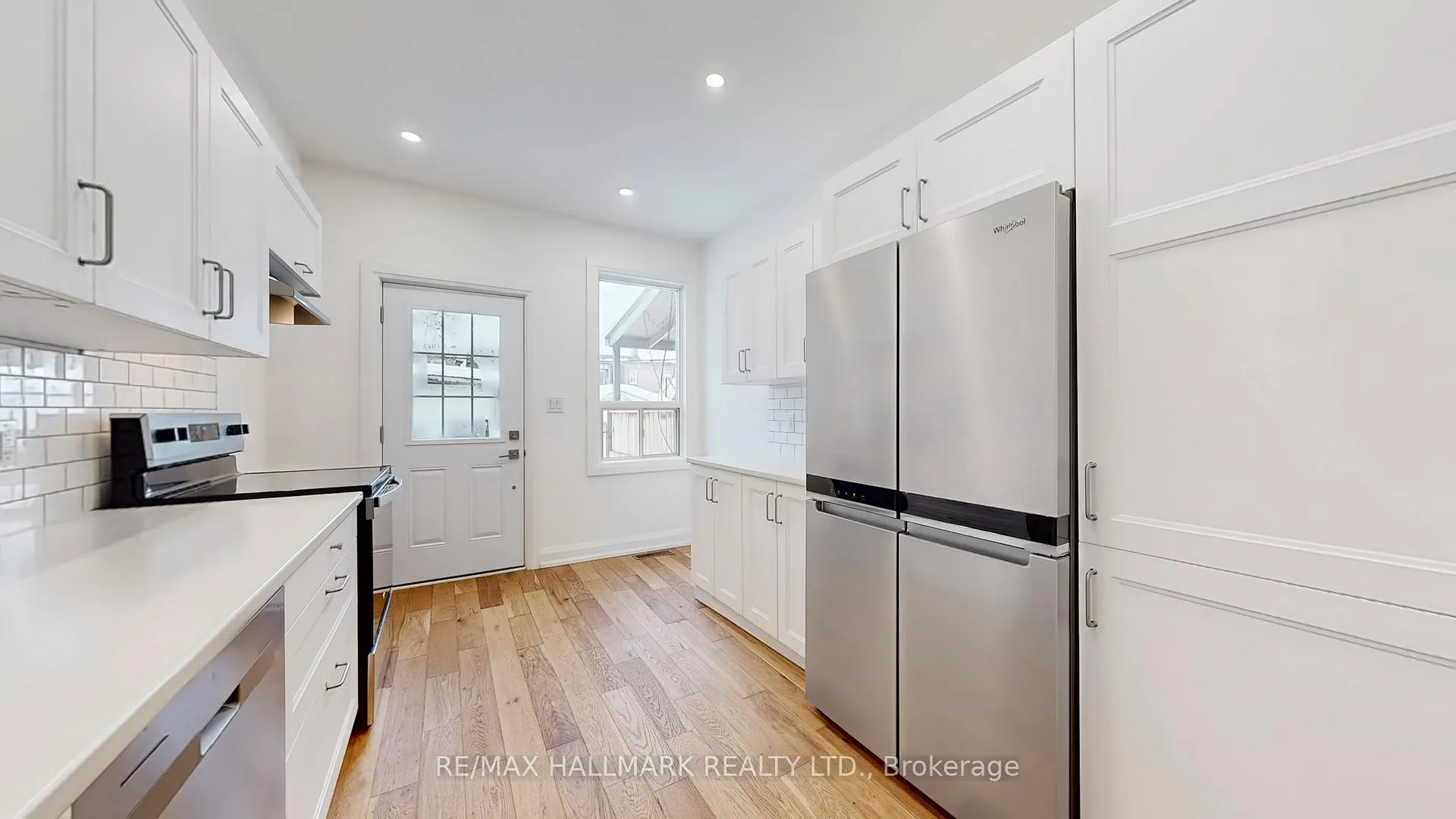Photo 13 of 911 Logan Avenue, Toronto, Playter Estates-Danforth — HOMEH