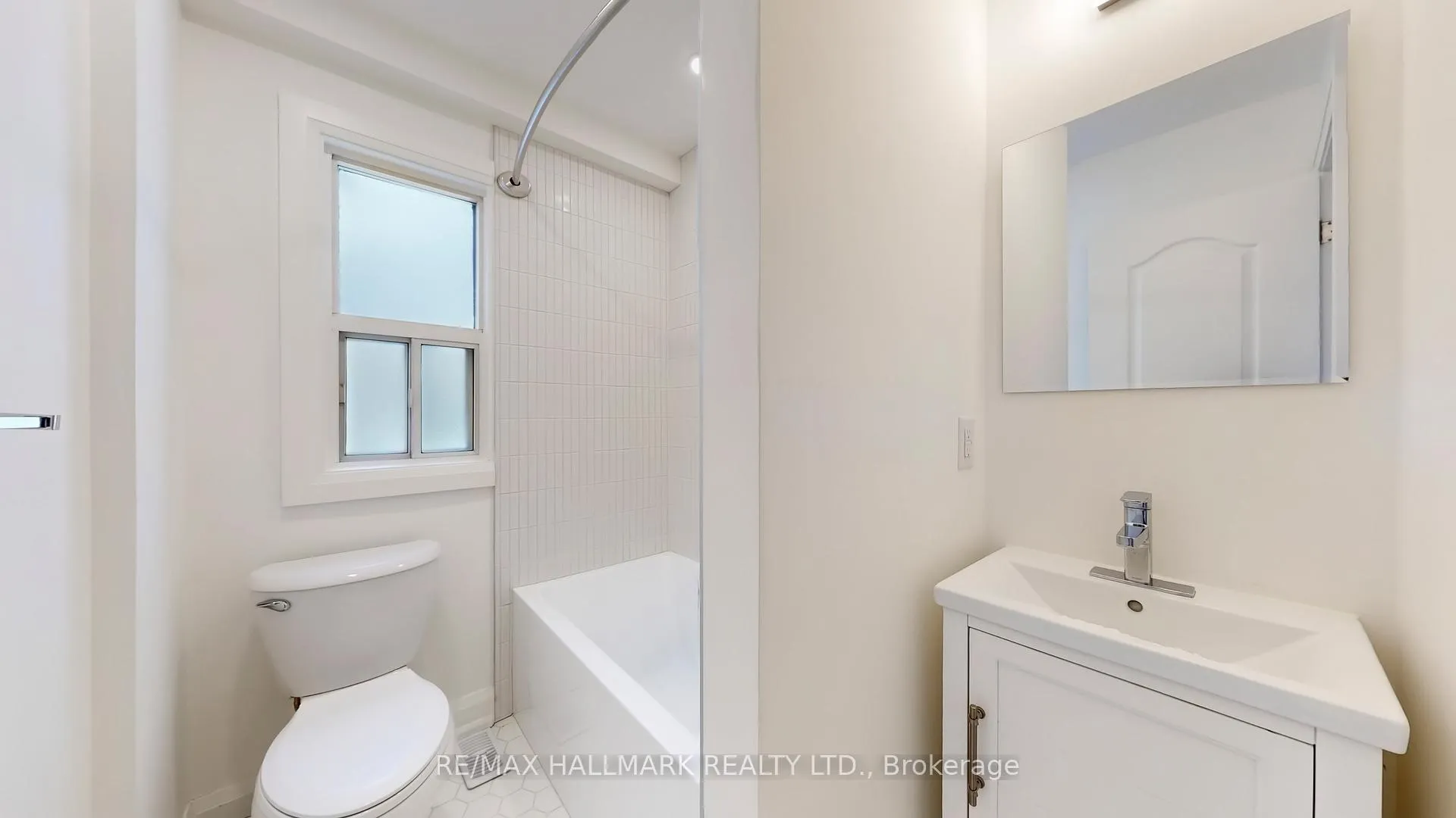 Photo 27 of 911 Logan Avenue, Toronto, Playter Estates-Danforth — HOMEH