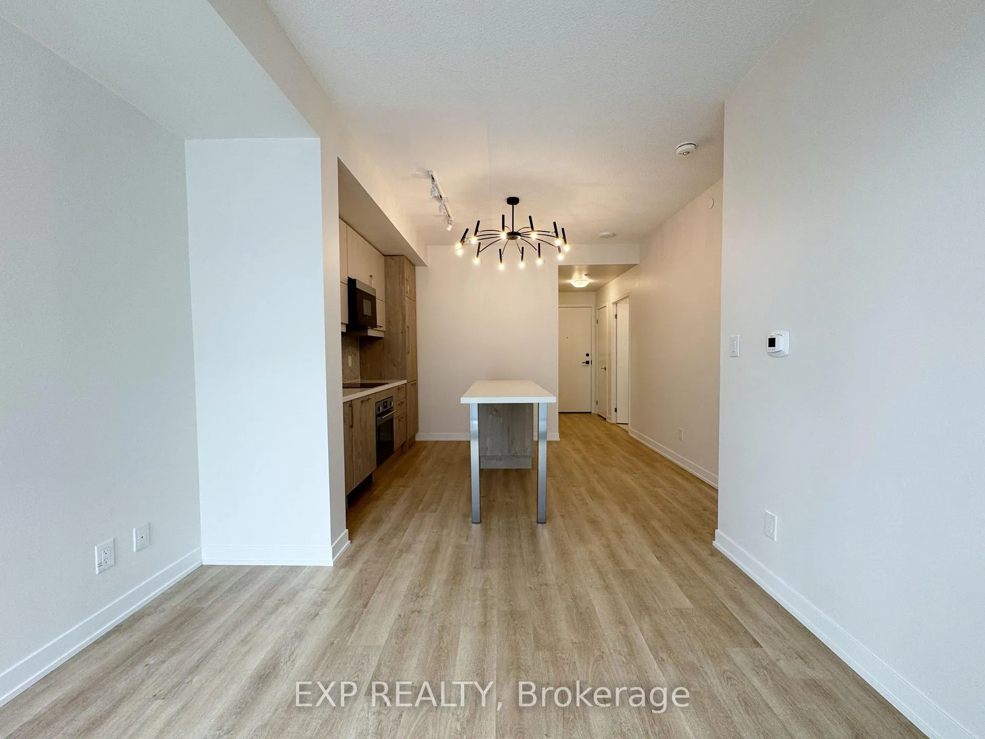 Photo 7 of Unit 513, 8119 Birchmount Road, Markham, Unionville — HOMEH
