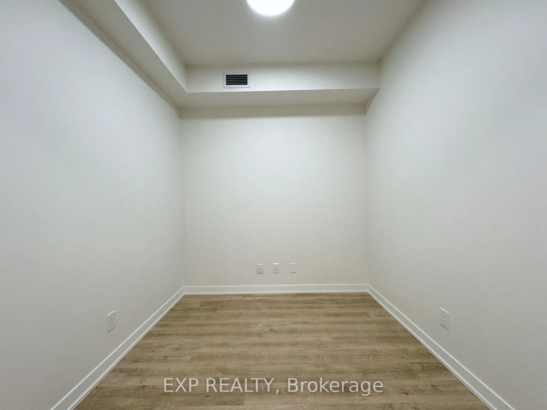 Photo 10 of Unit 513, 8119 Birchmount Road, Markham, Unionville — HOMEH