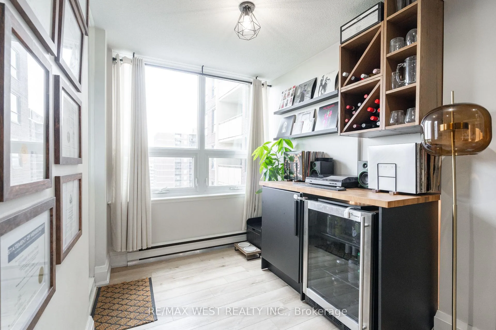 Photo 15 of Unit 1603, 61 Richview Road, Etobicoke, Humber Heights — HOMEH