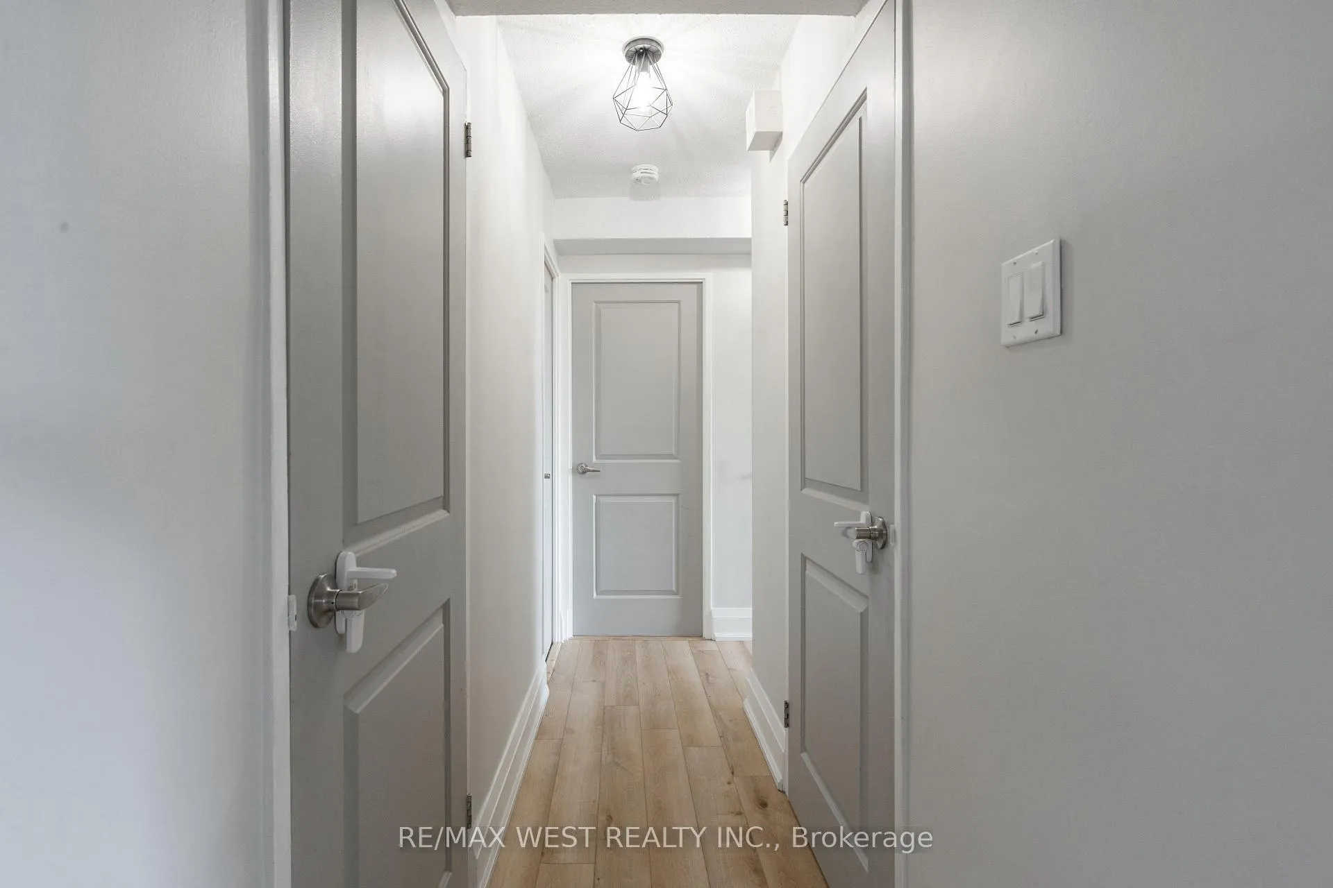 Photo 17 of Unit 1603, 61 Richview Road, Etobicoke, Humber Heights — HOMEH