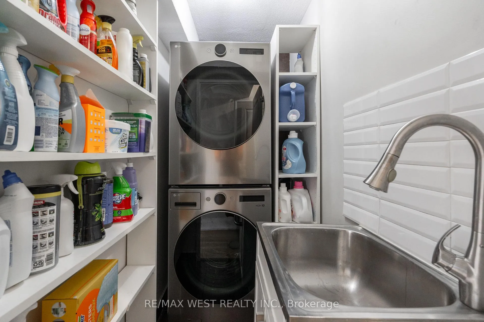 Photo 19 of Unit 1603, 61 Richview Road, Etobicoke, Humber Heights — HOMEH