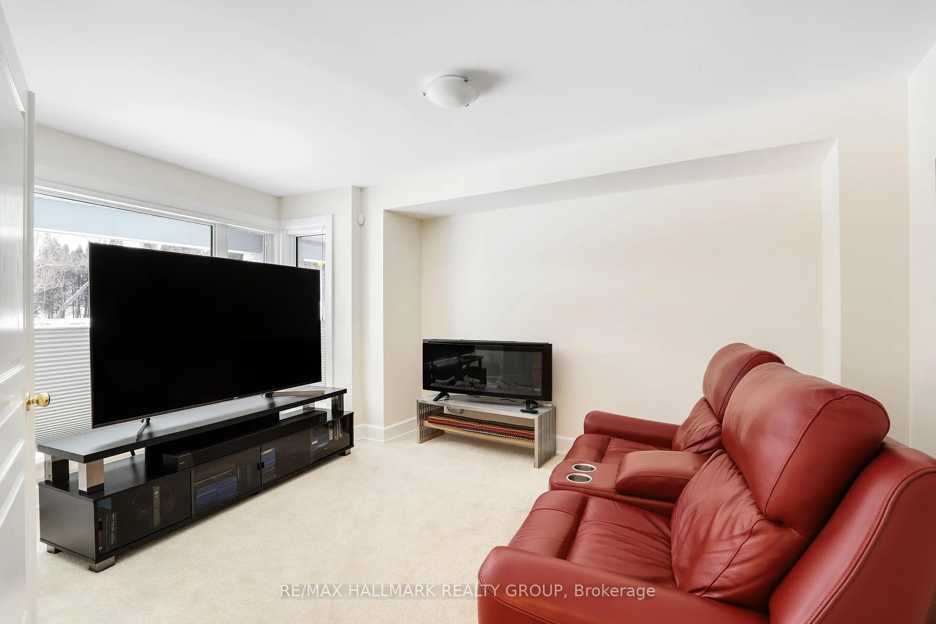 Photo 4 of 5 Nautica Private, Ottawa, Crystal Beach — HOMEH