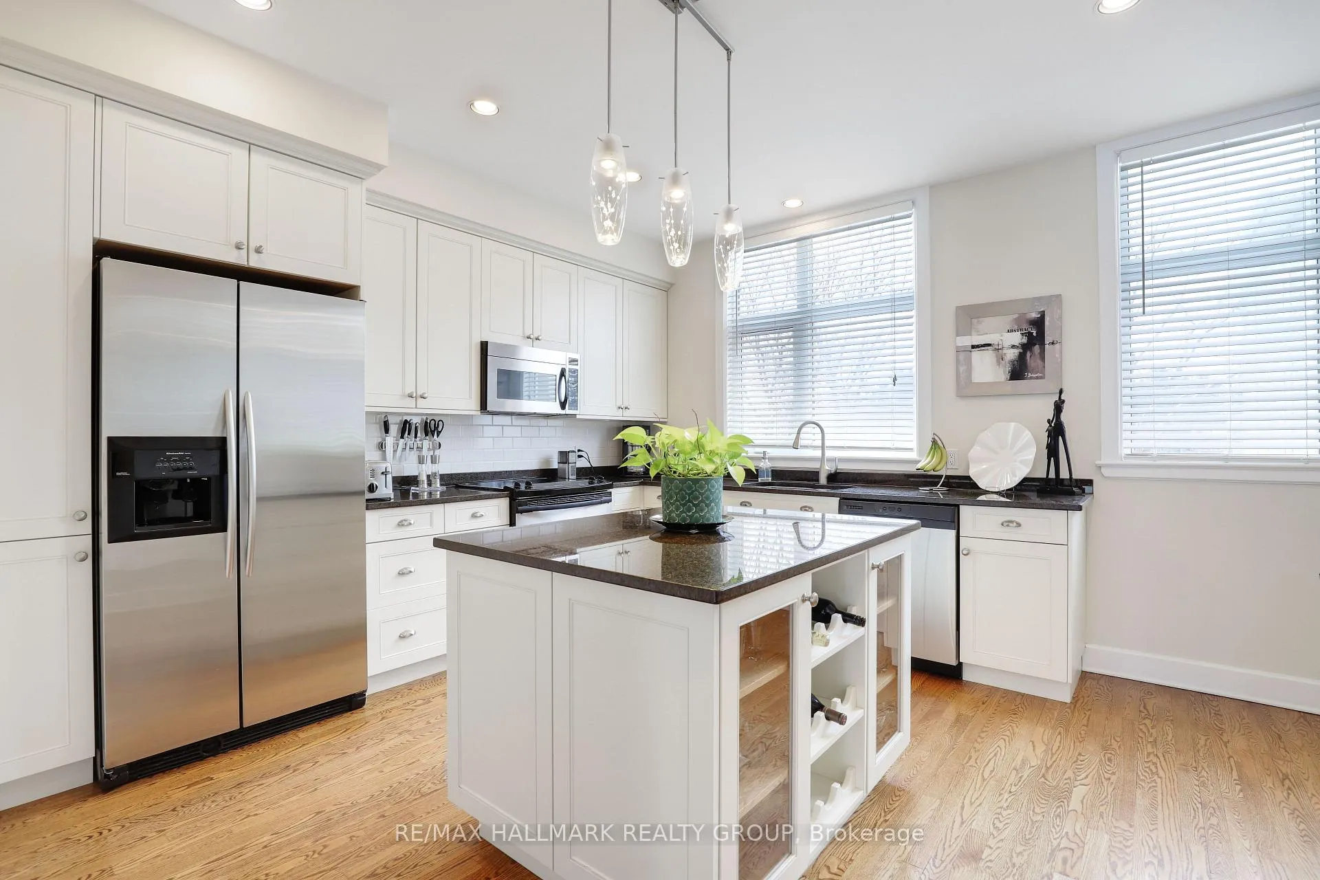 Photo 14 of 5 Nautica Private, Ottawa, Crystal Beach — HOMEH