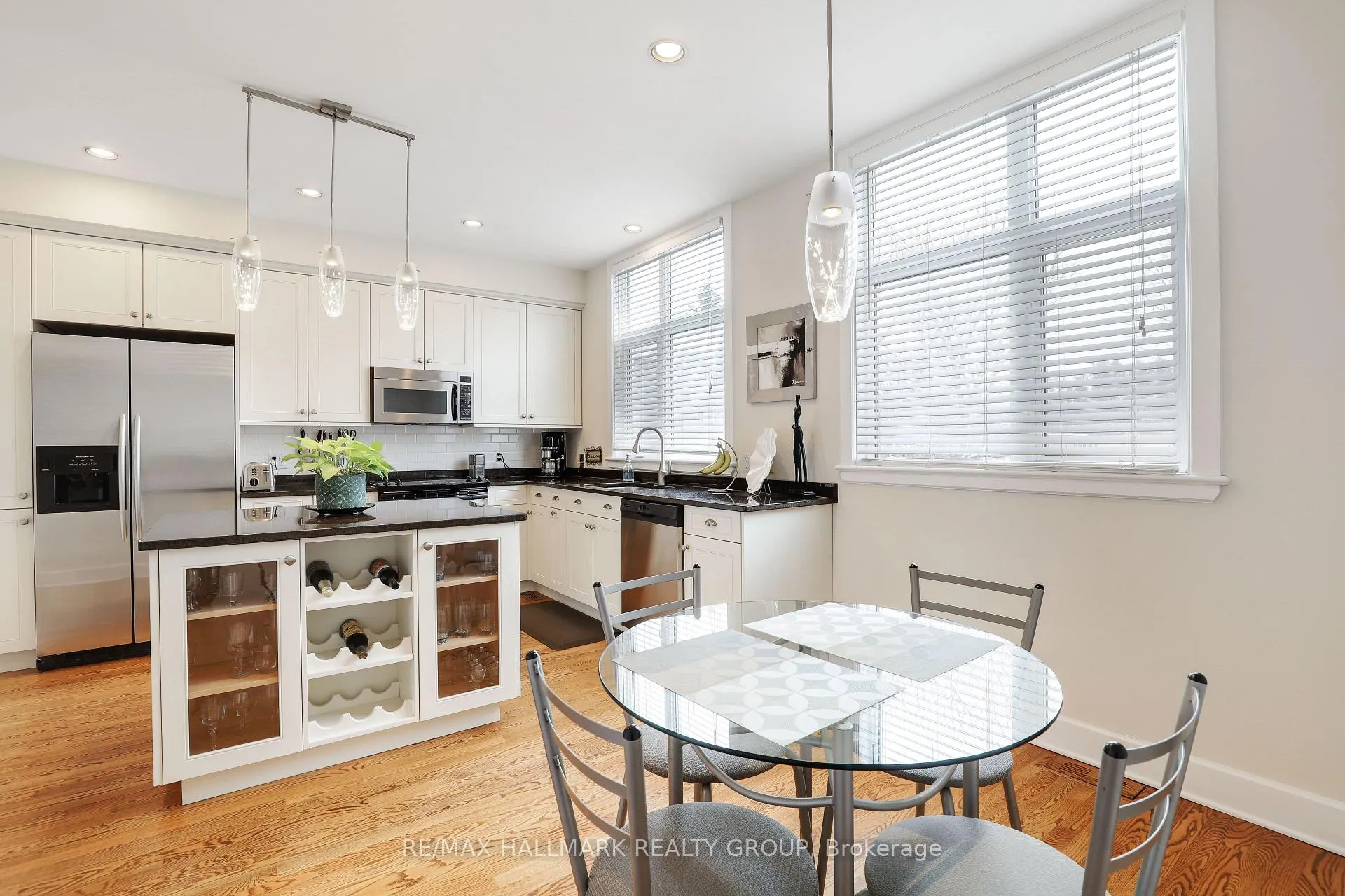 Photo 18 of 5 Nautica Private, Ottawa, Crystal Beach — HOMEH