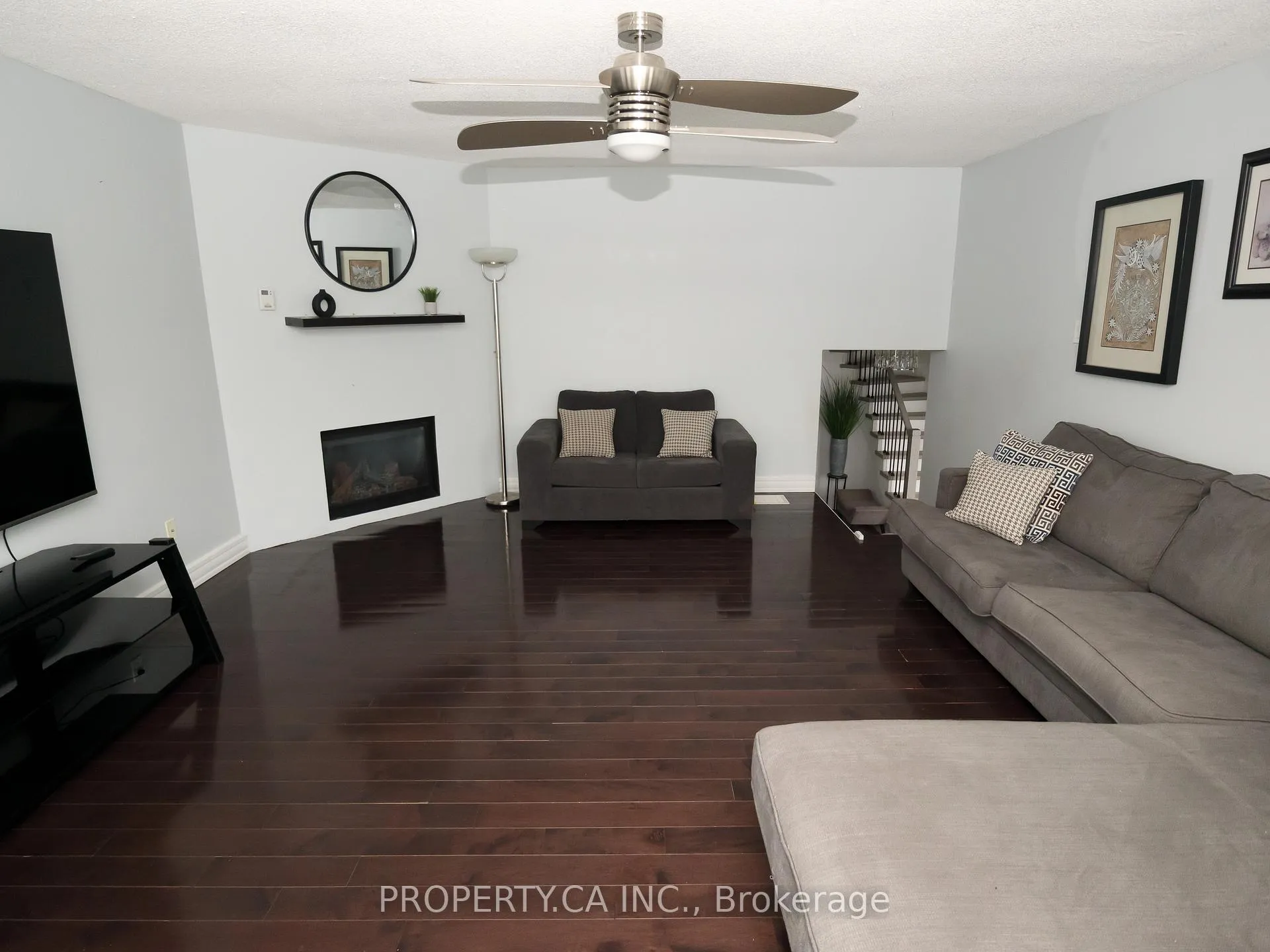 Photo 4 of 34 Sawdon Drive, Whitby, Blue Grass Meadows — HOMEH
