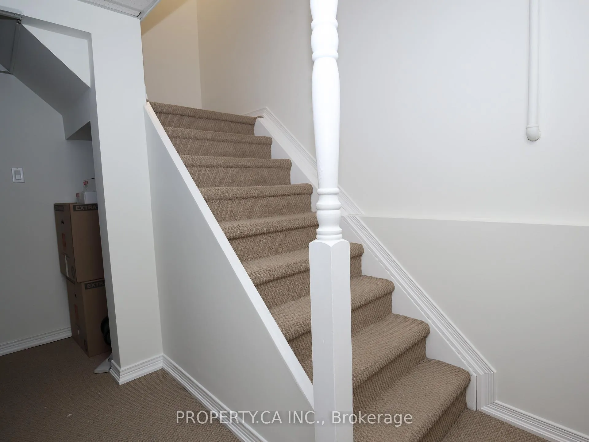 Photo 12 of 34 Sawdon Drive, Whitby, Blue Grass Meadows — HOMEH