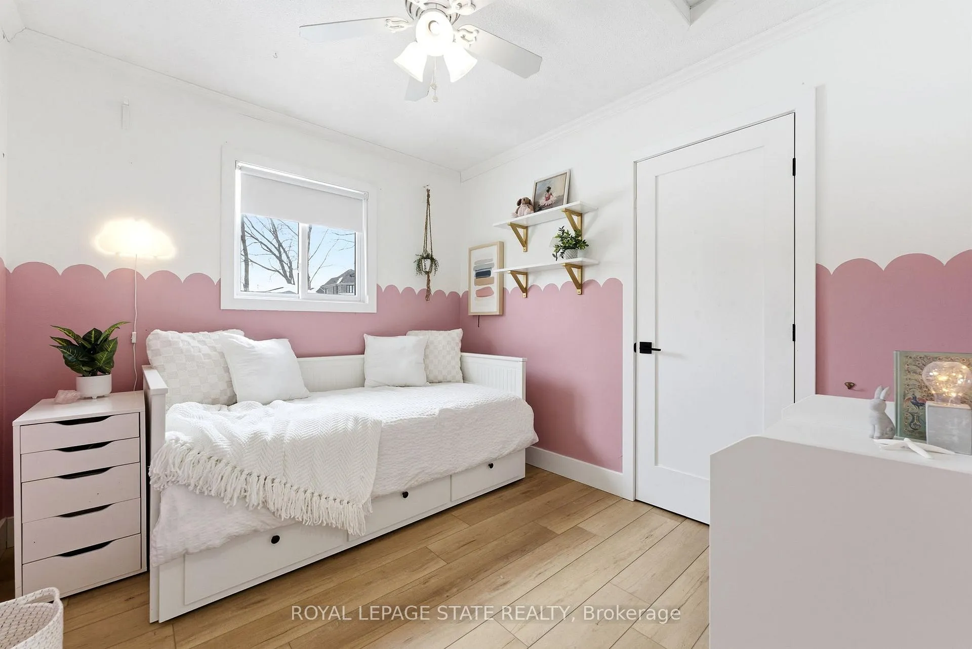 Photo 24 of 2128 Falmouth Terrace, Burlington, Brant Hills — HOMEH