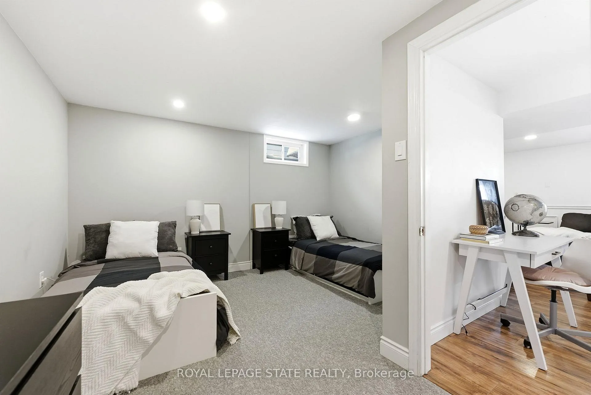 Photo 34 of 2128 Falmouth Terrace, Burlington, Brant Hills — HOMEH