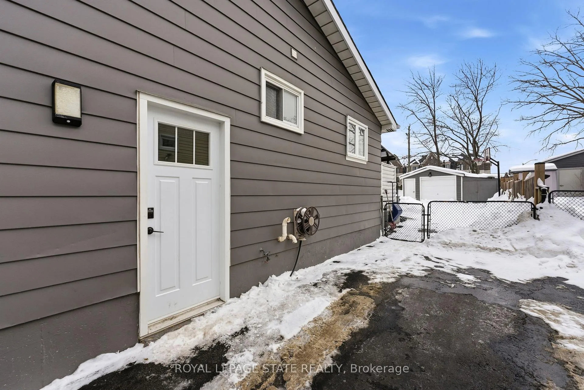 Photo 40 of 2128 Falmouth Terrace, Burlington, Brant Hills — HOMEH