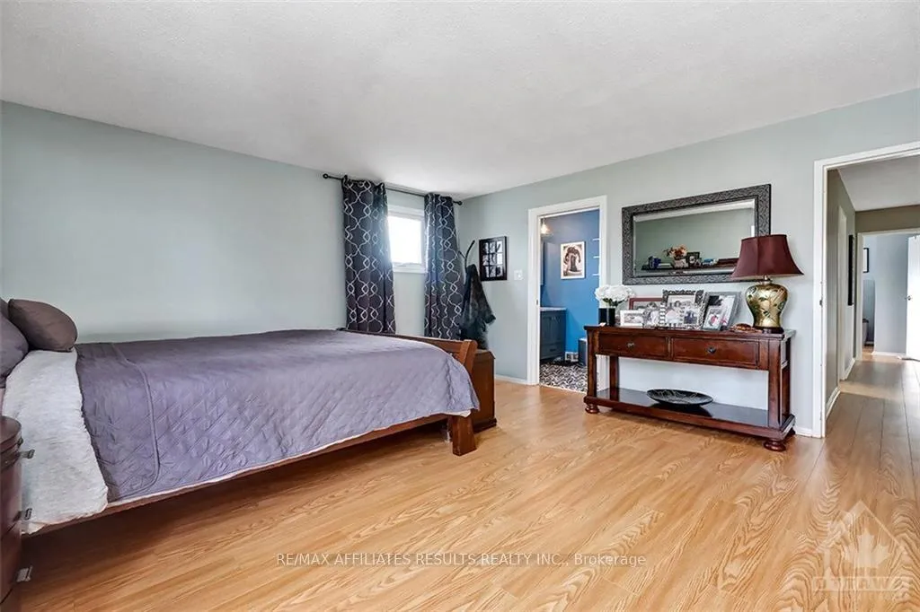 Photo 8 of 3426 Uplands Drive, Ottawa, Hunt Club — HOMEH