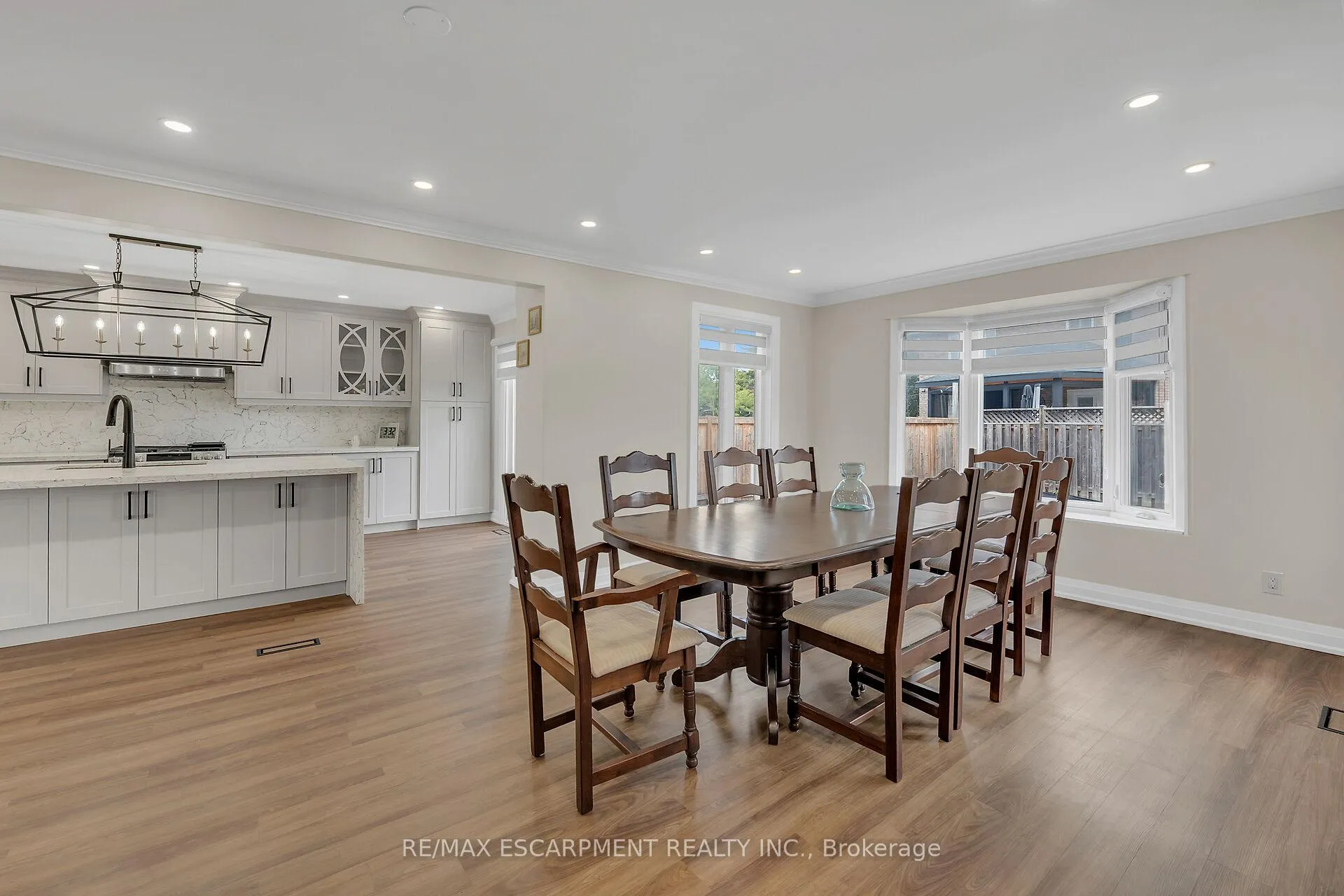 Photo 9 of 125 Valera Drive, Hamilton, Stoney Creek — HOMEH