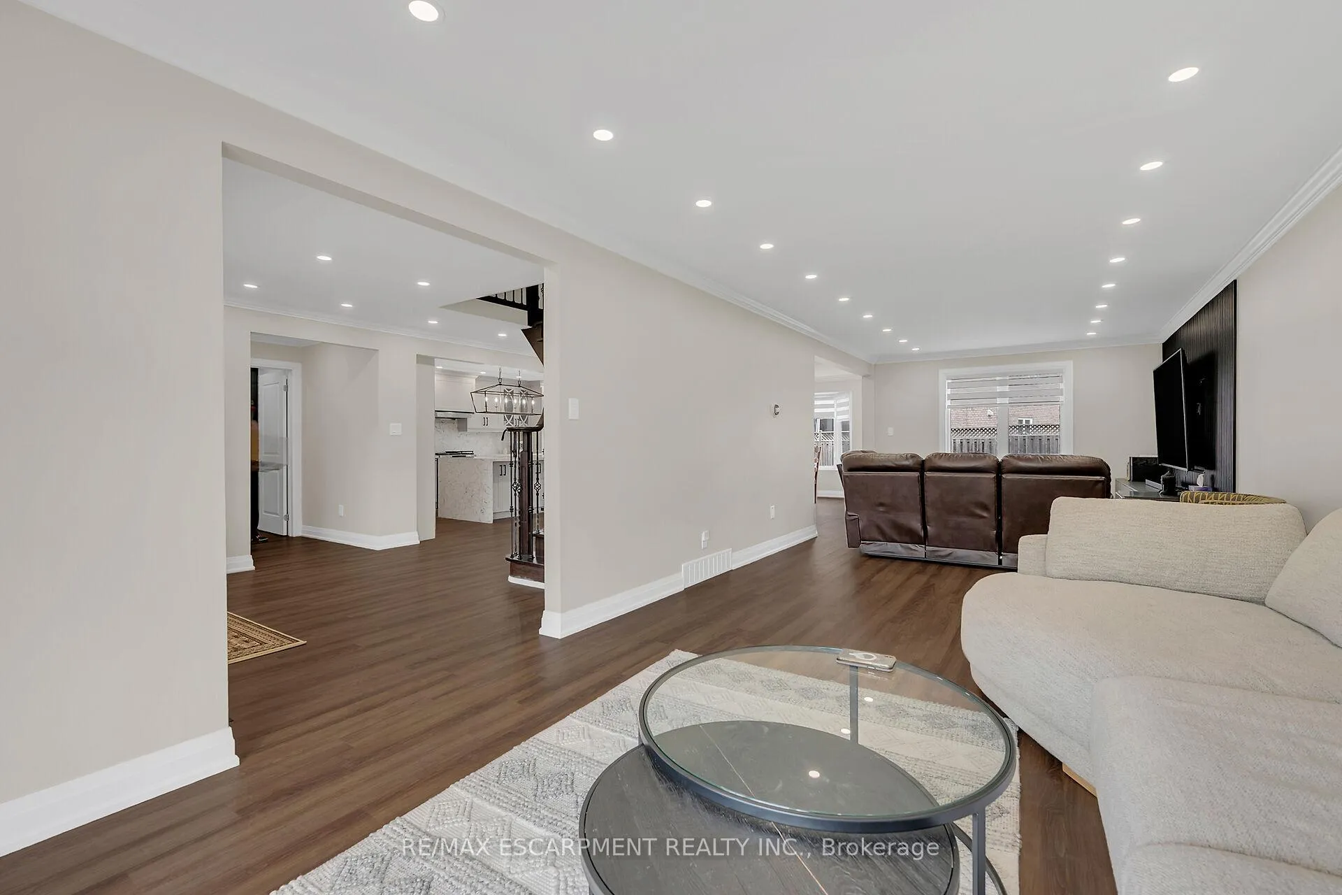 Photo 19 of 125 Valera Drive, Hamilton, Stoney Creek — HOMEH