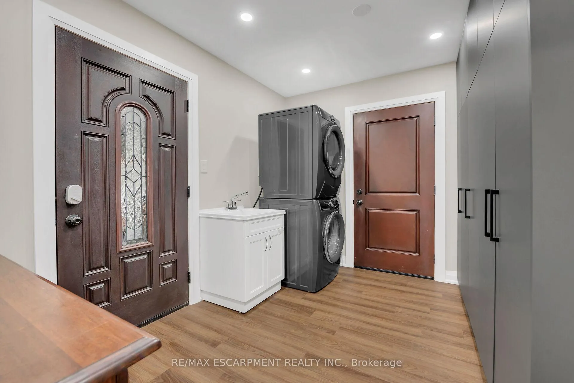 Photo 23 of 125 Valera Drive, Hamilton, Stoney Creek — HOMEH