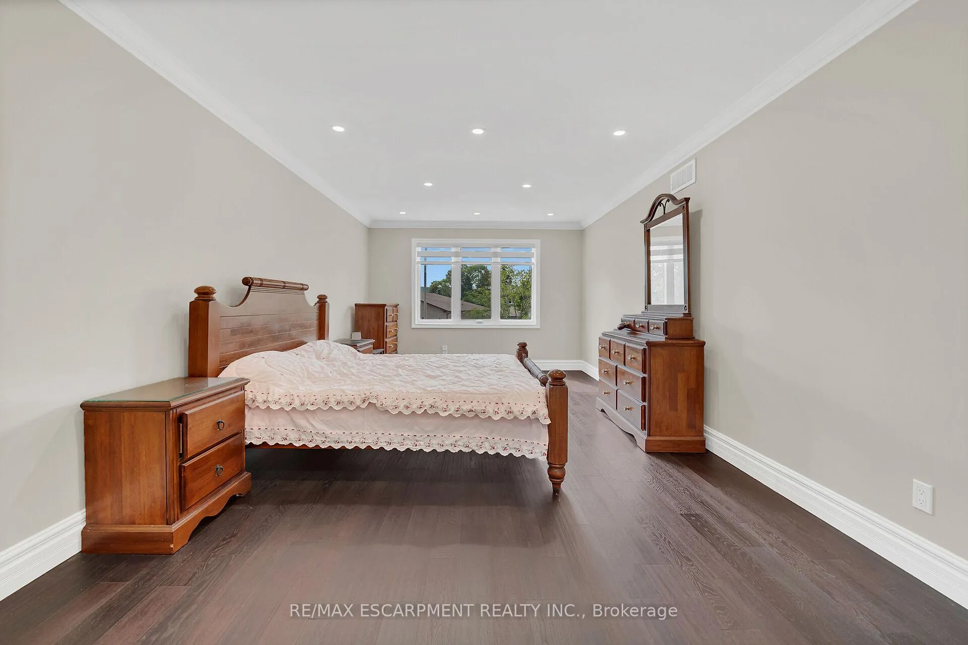 Photo 27 of 125 Valera Drive, Hamilton, Stoney Creek — HOMEH