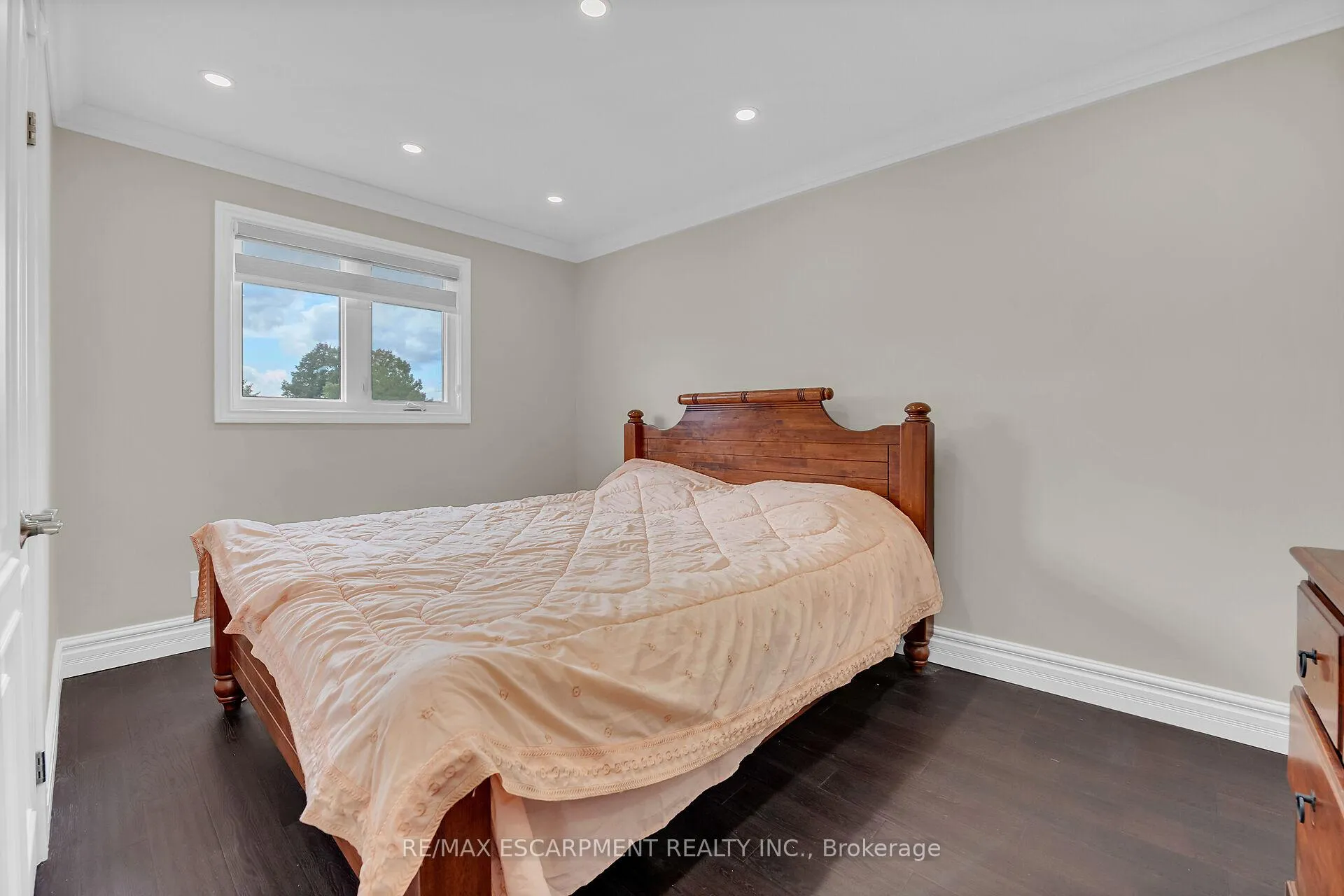 Photo 34 of 125 Valera Drive, Hamilton, Stoney Creek — HOMEH
