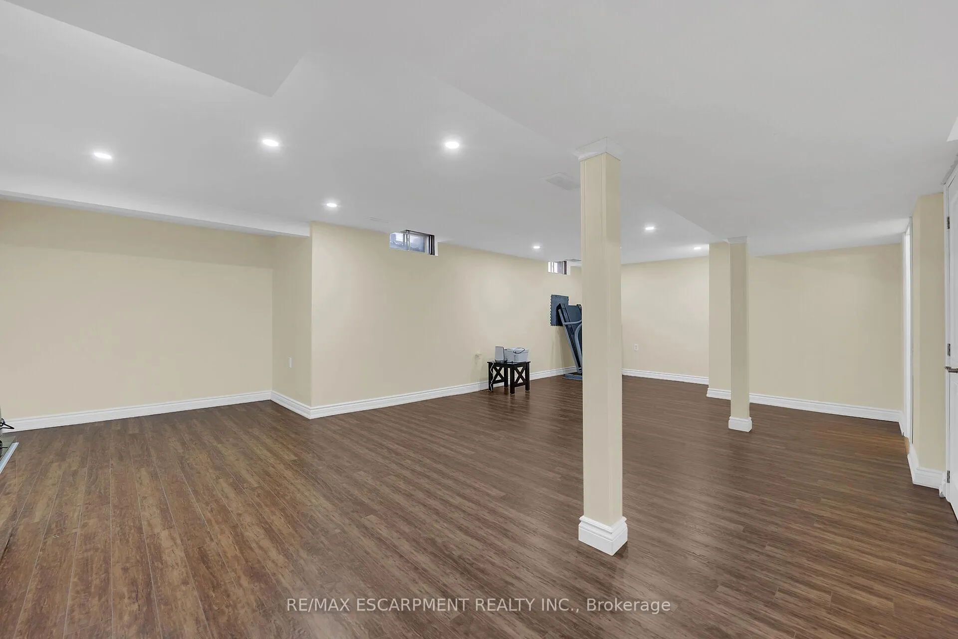 Photo 41 of 125 Valera Drive, Hamilton, Stoney Creek — HOMEH